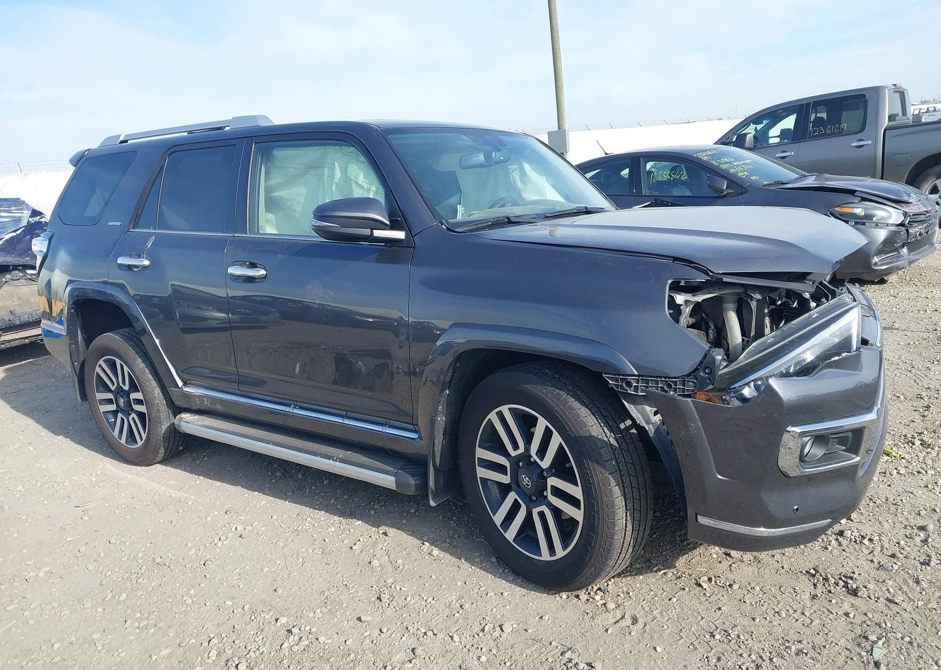 2018 TOYOTA 4RUNNER SR5