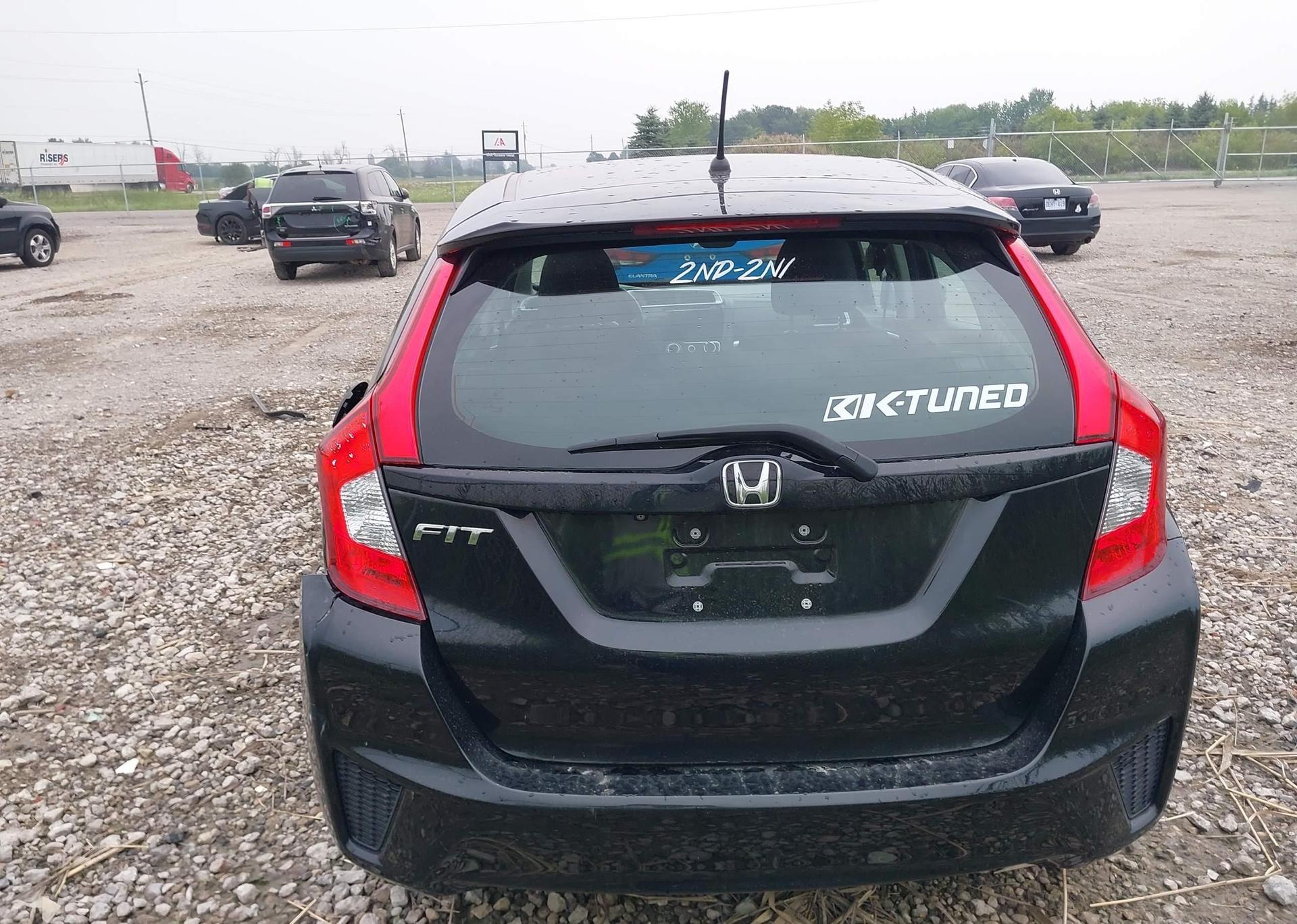 2016 HONDA FIT