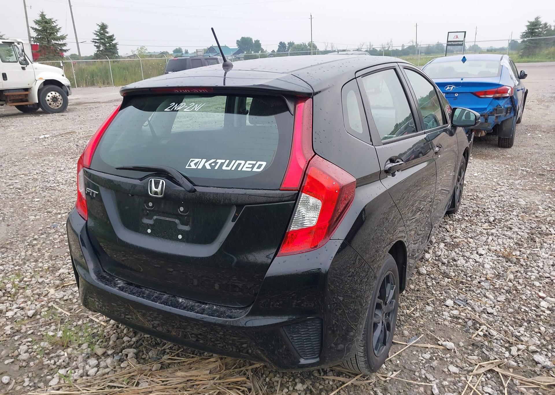 2016 HONDA FIT
