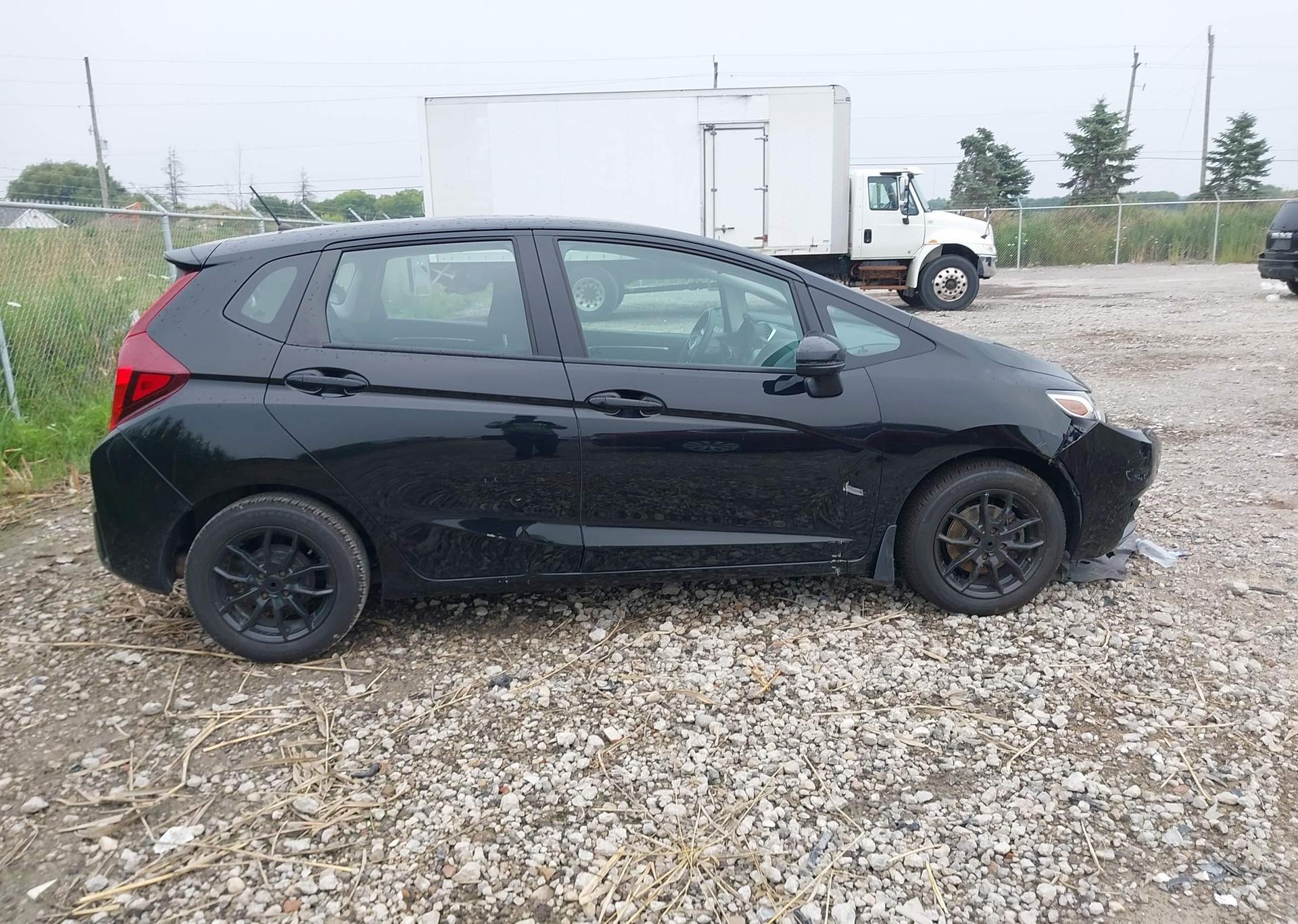 2016 HONDA FIT