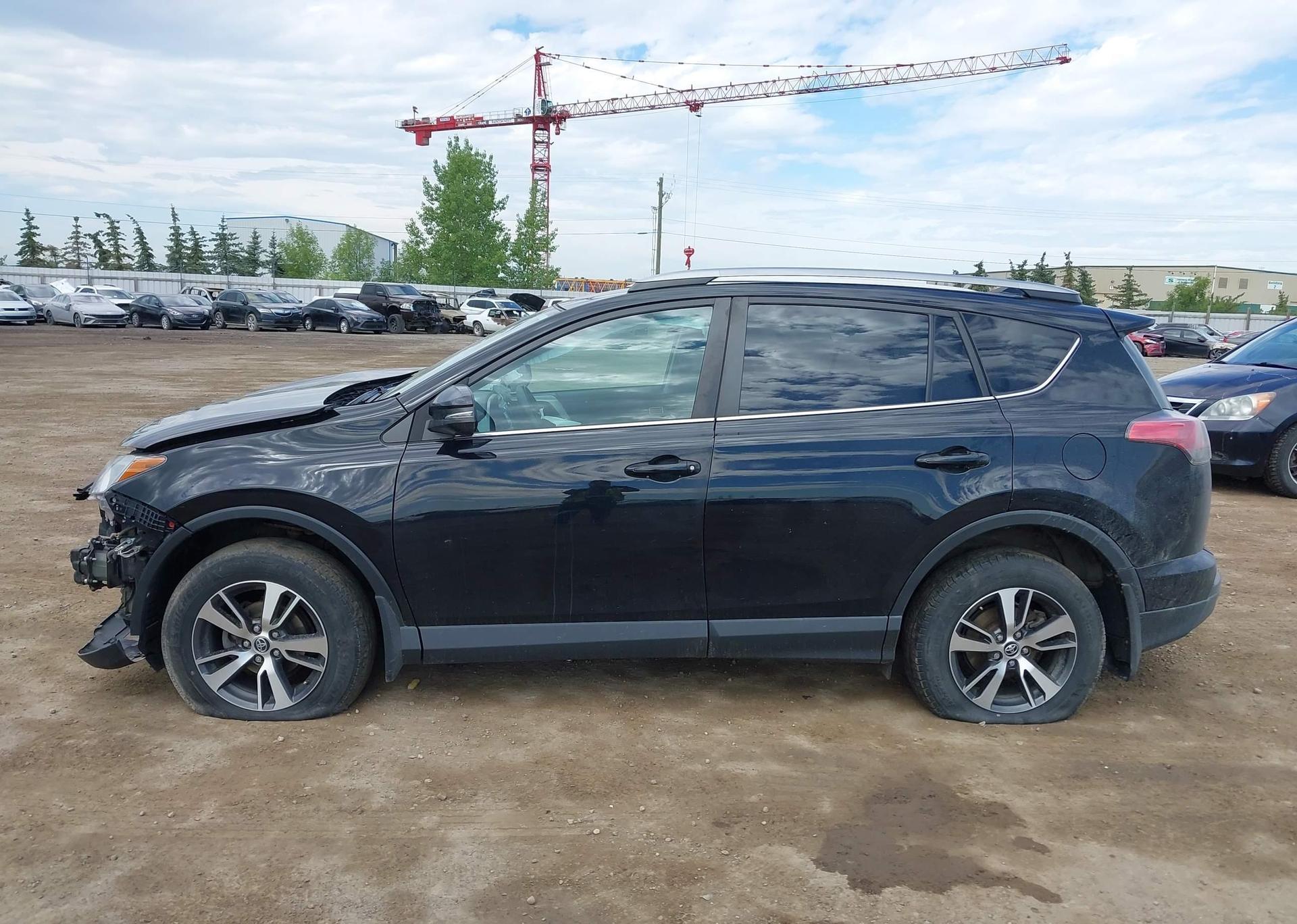 2018 TOYOTA RAV4 LE