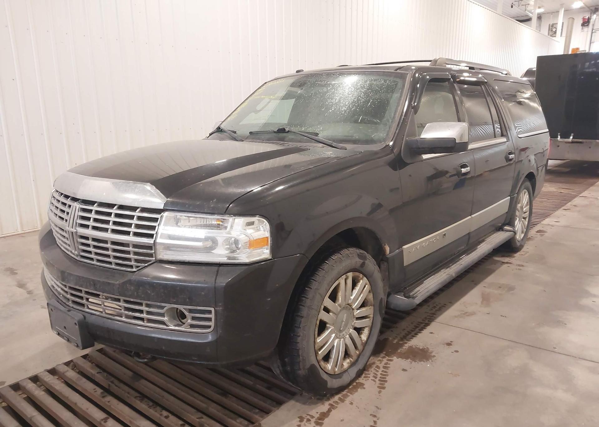 2012 LINCOLN NAVIGATOR L