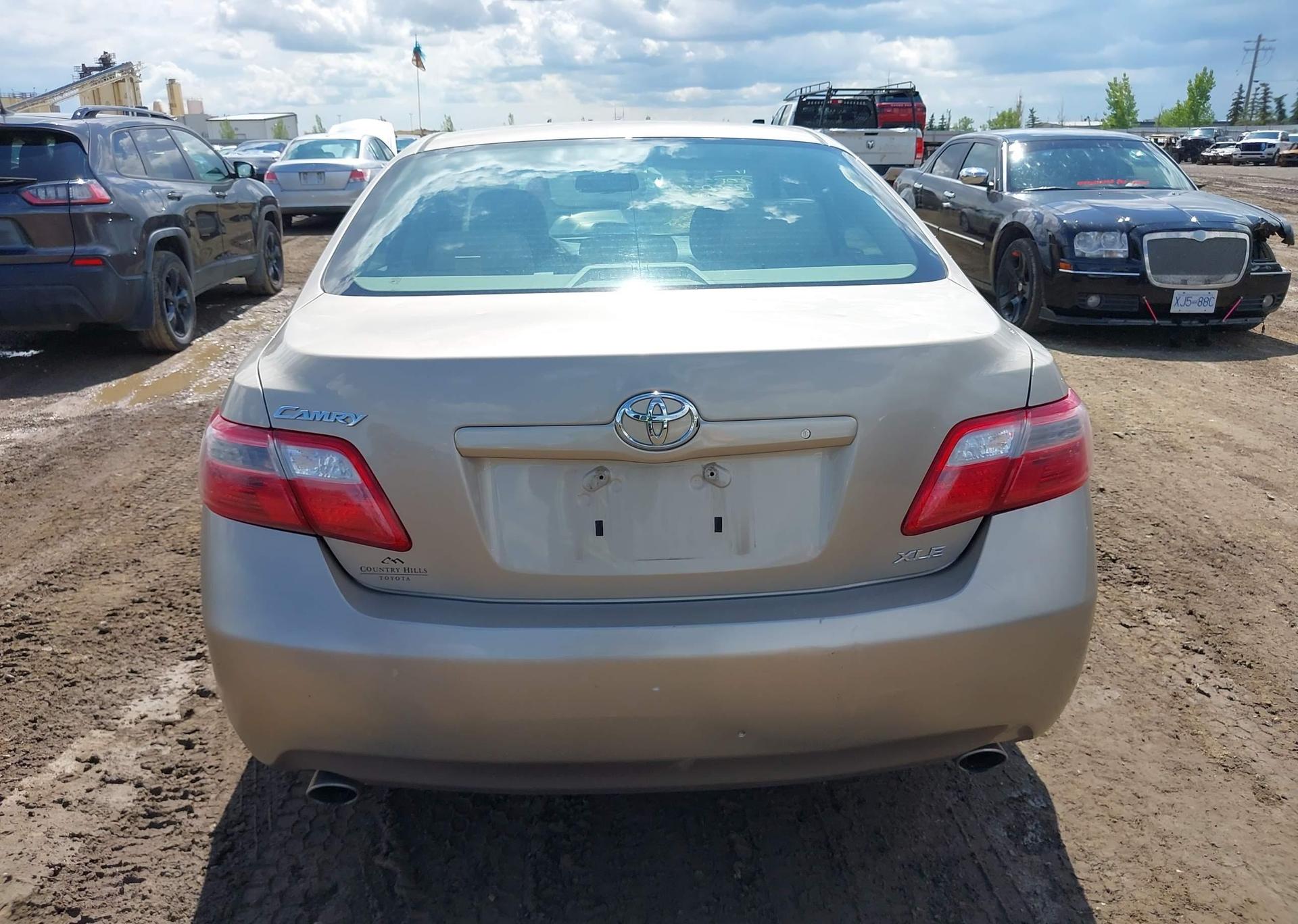 2007 TOYOTA CAMRY LE V6