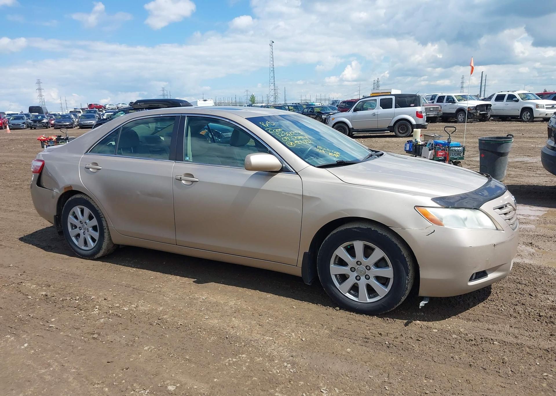 2007 TOYOTA CAMRY LE V6