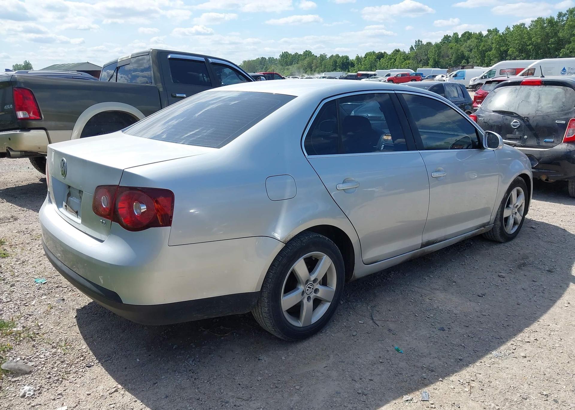 2008 VOLKSWAGEN JETTA S