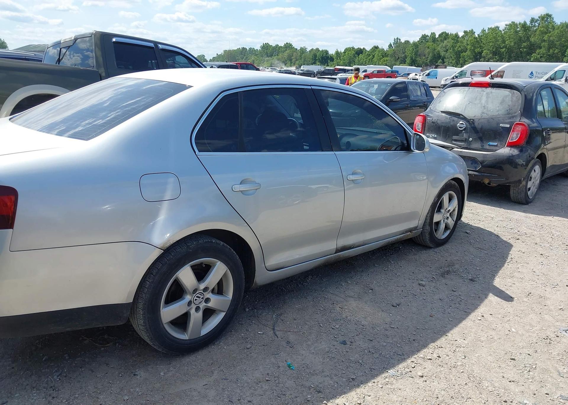 2008 VOLKSWAGEN JETTA S
