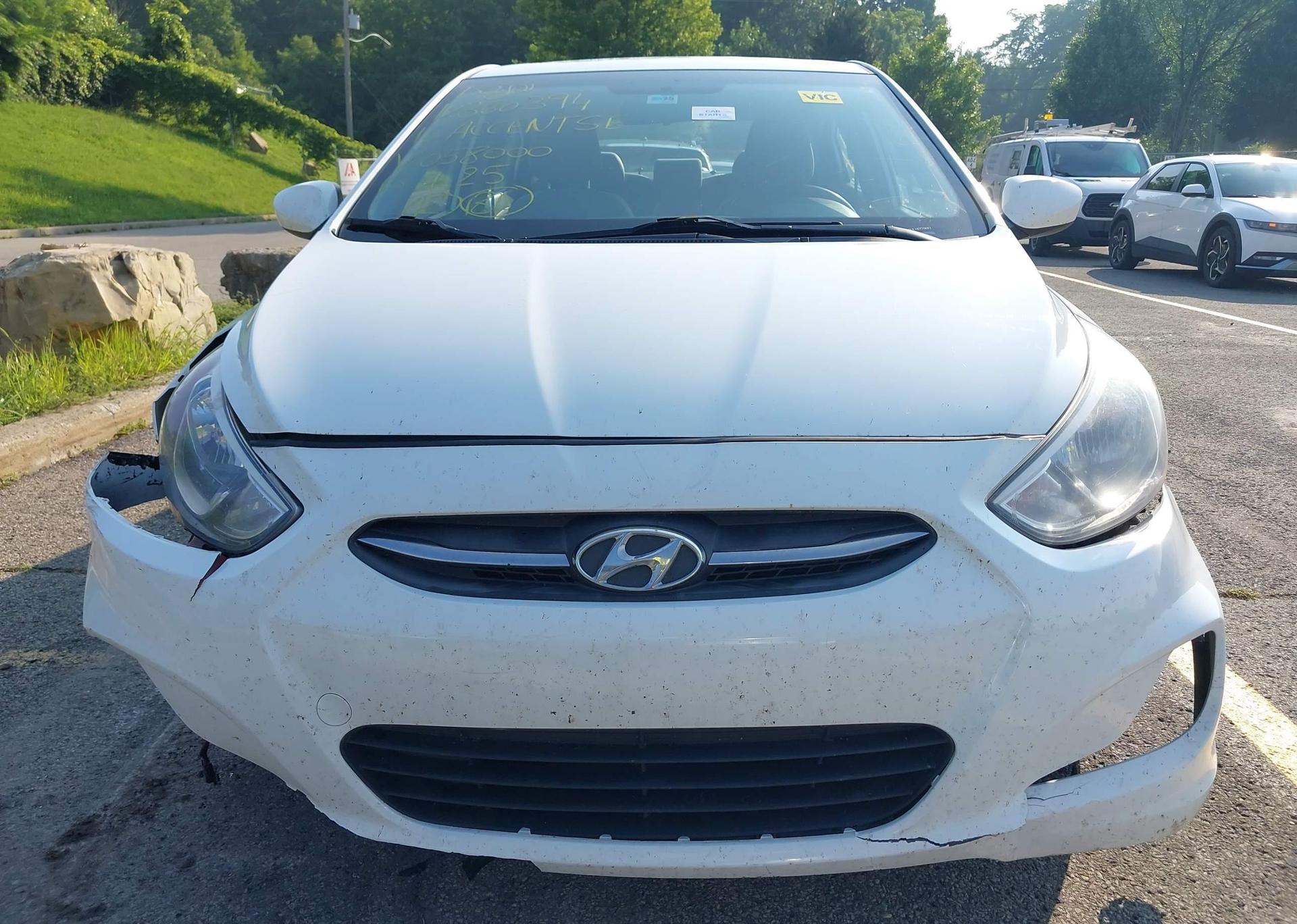 2016 HYUNDAI ACCENT SE