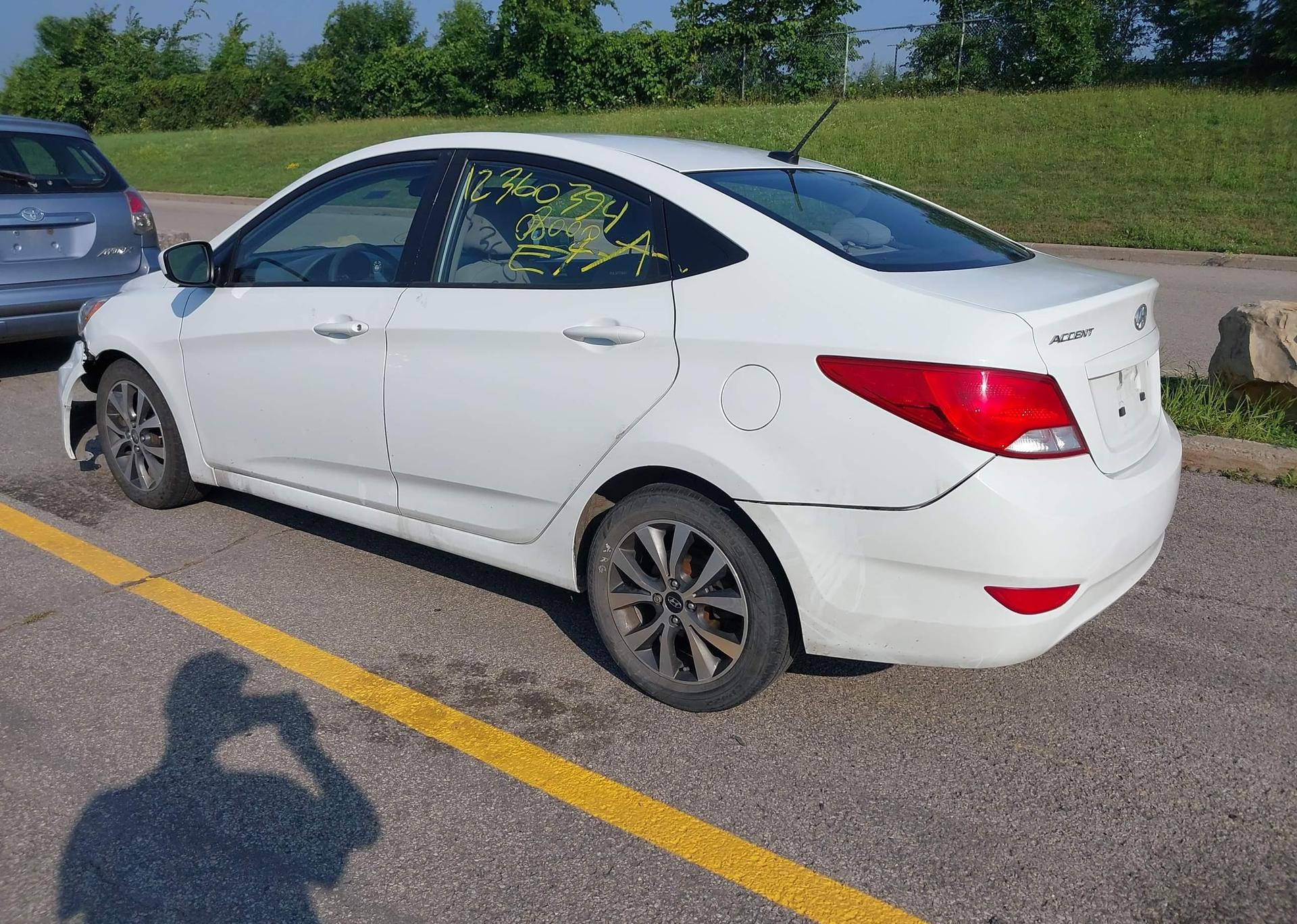 2016 HYUNDAI ACCENT SE