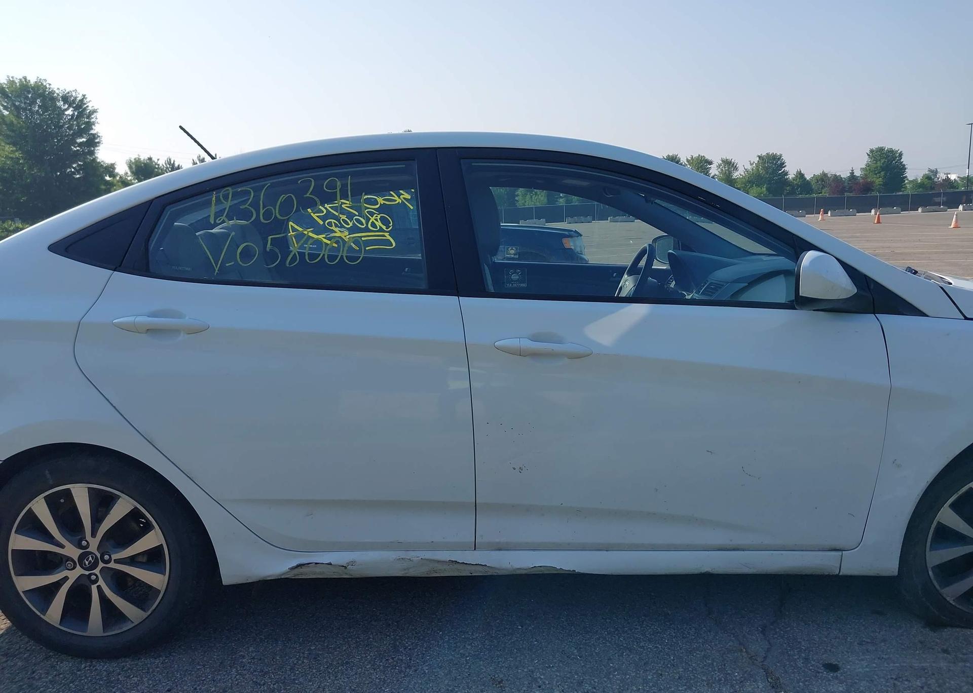 2016 HYUNDAI ACCENT SE