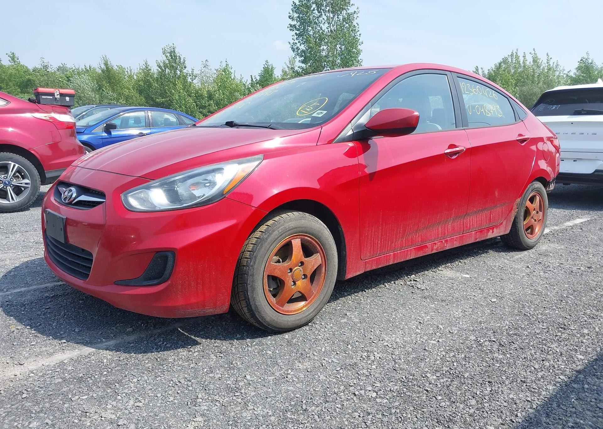 2012 HYUNDAI ACCENT GLS