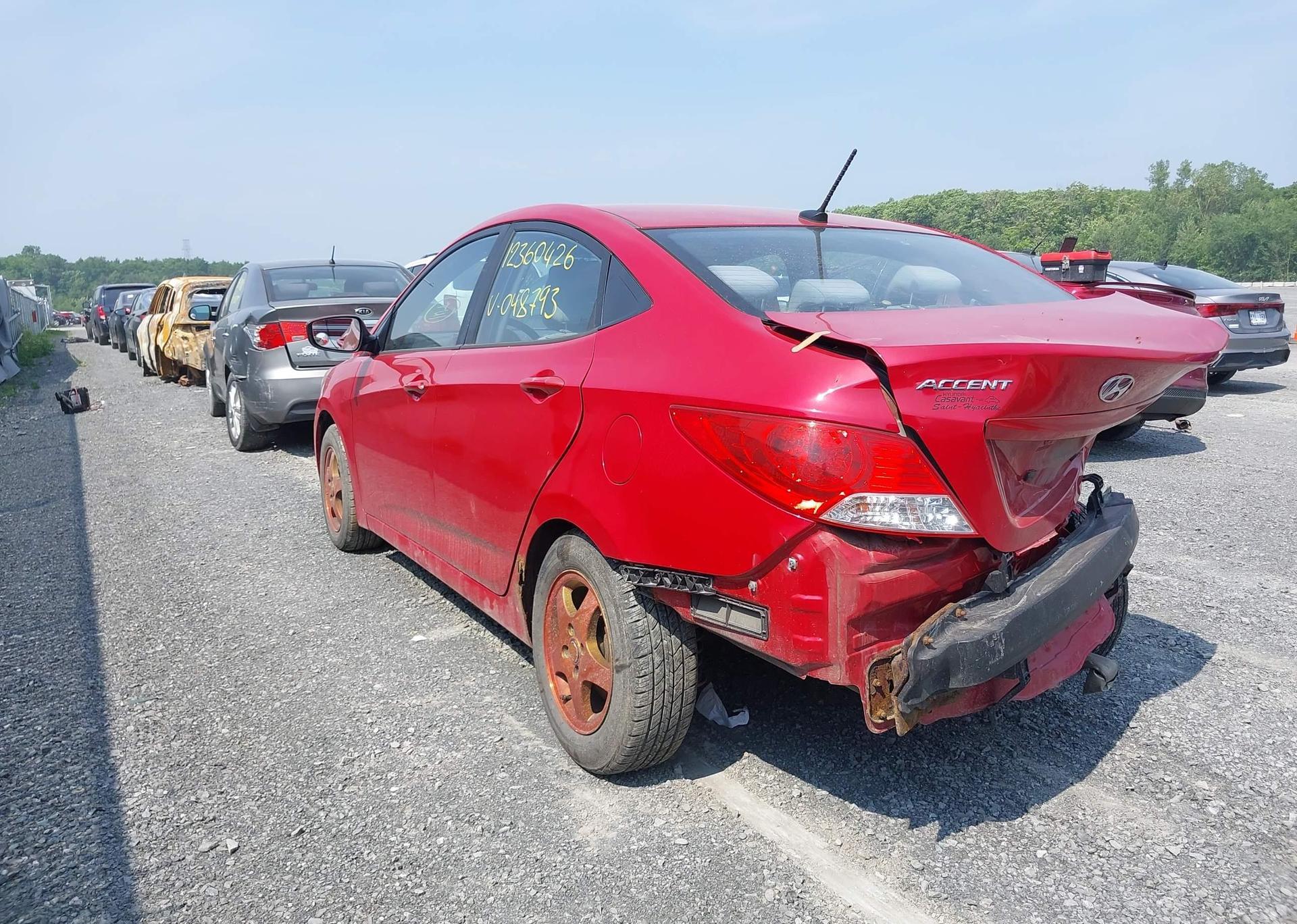 2012 HYUNDAI ACCENT GLS