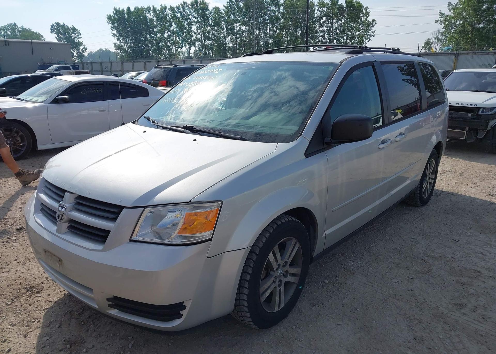 2010 DODGE GRAND CARAVAN SE