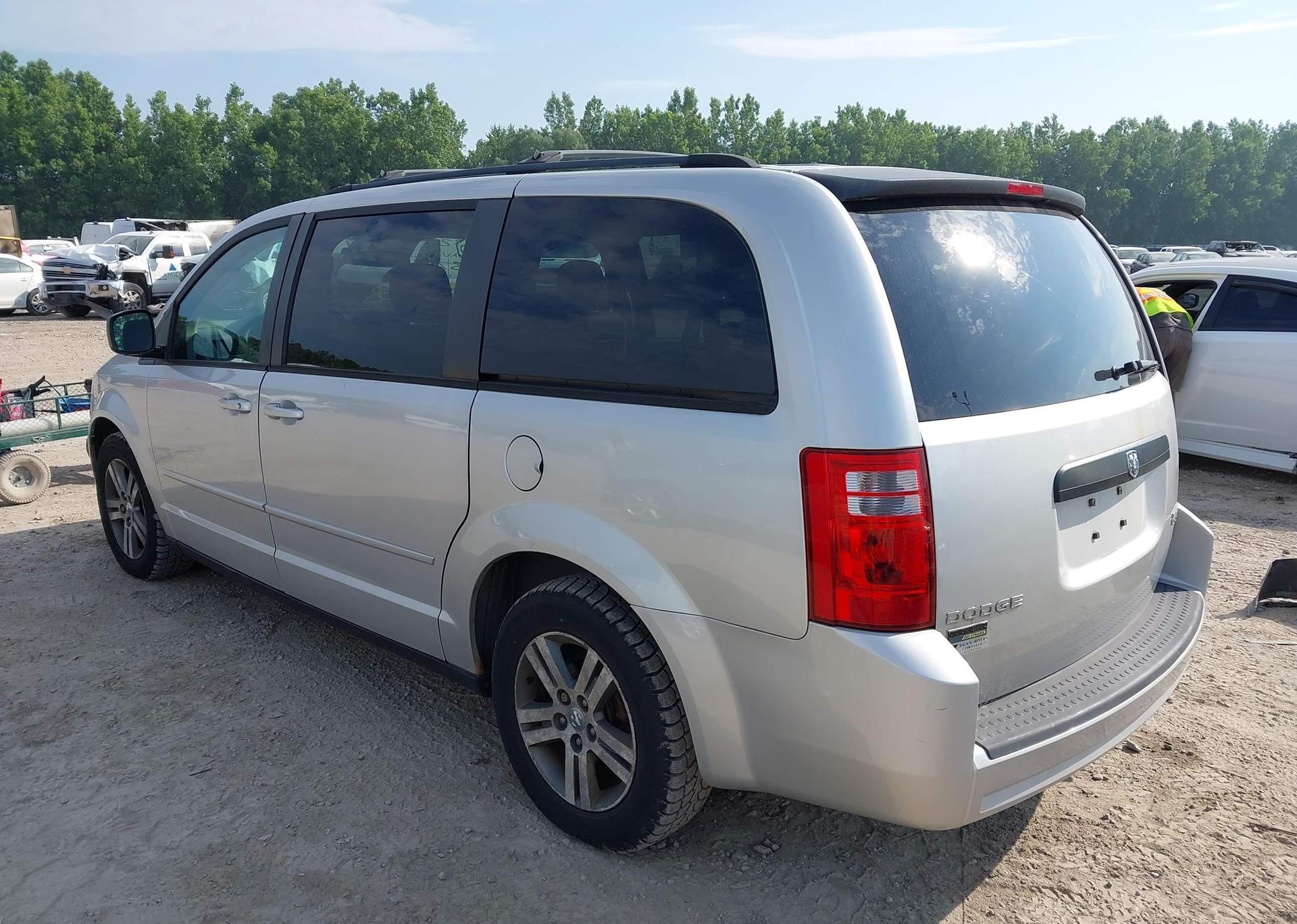 2010 DODGE GRAND CARAVAN SE