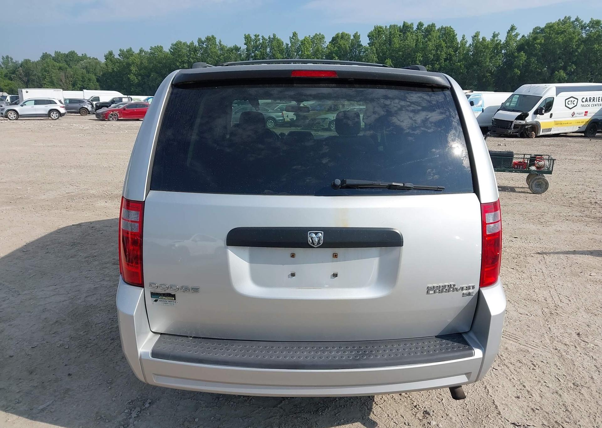 2010 DODGE GRAND CARAVAN SE