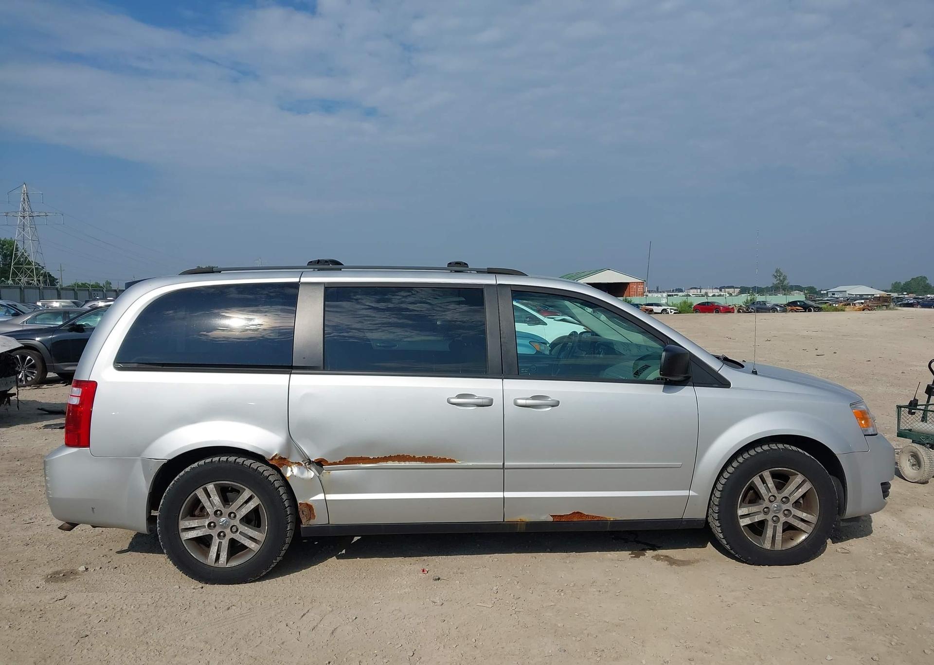 2010 DODGE GRAND CARAVAN SE