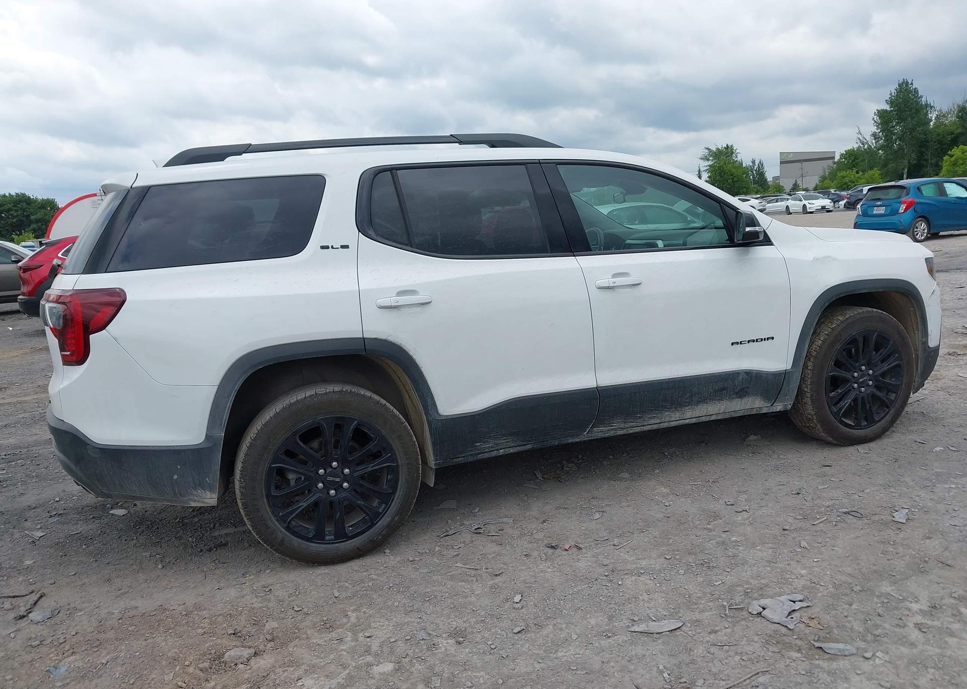2023 GMC ACADIA SLE