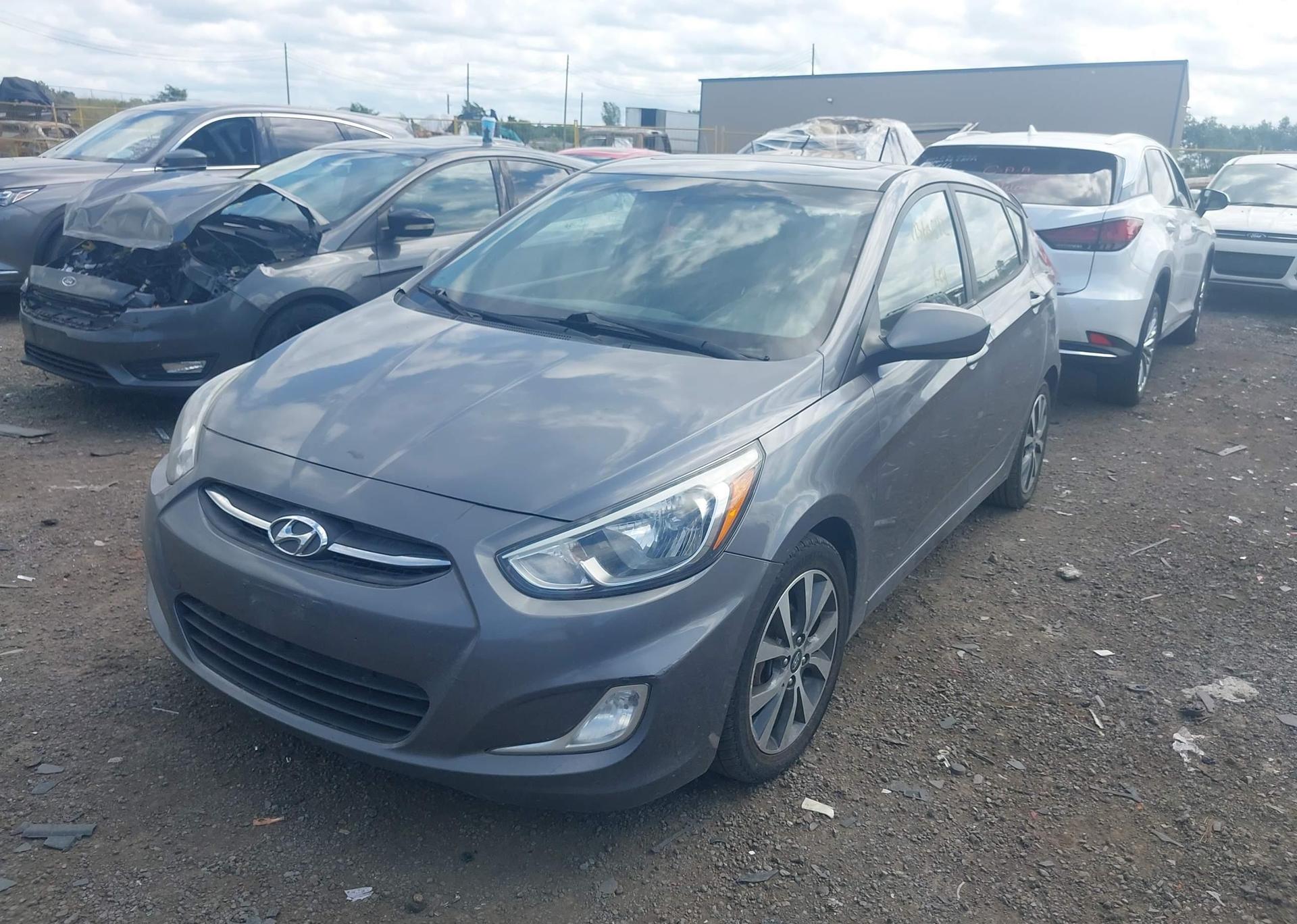 2015 HYUNDAI ACCENT SE