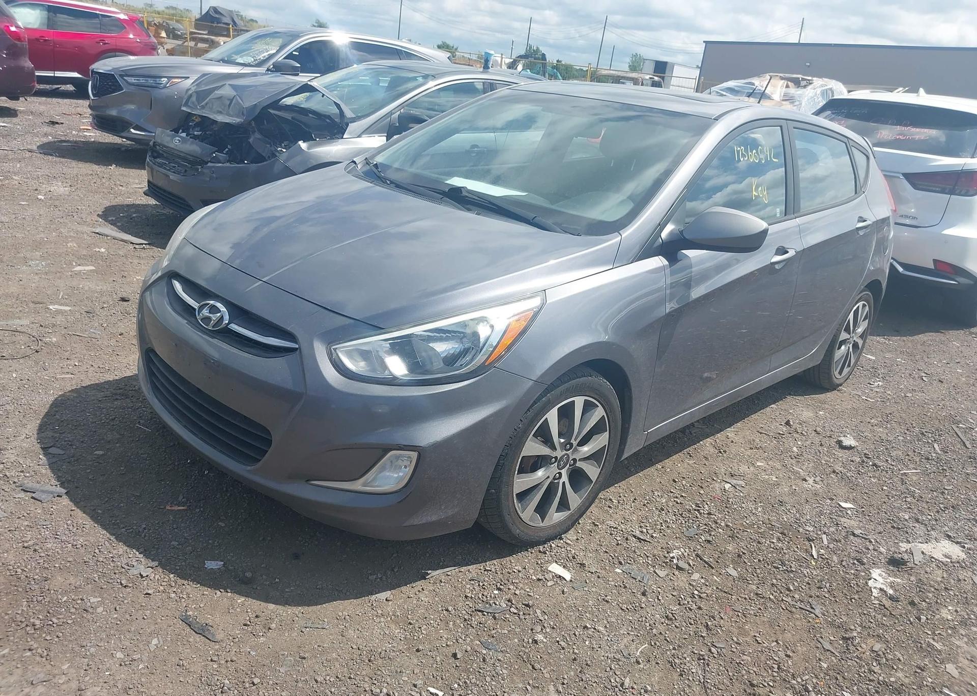 2015 HYUNDAI ACCENT SE