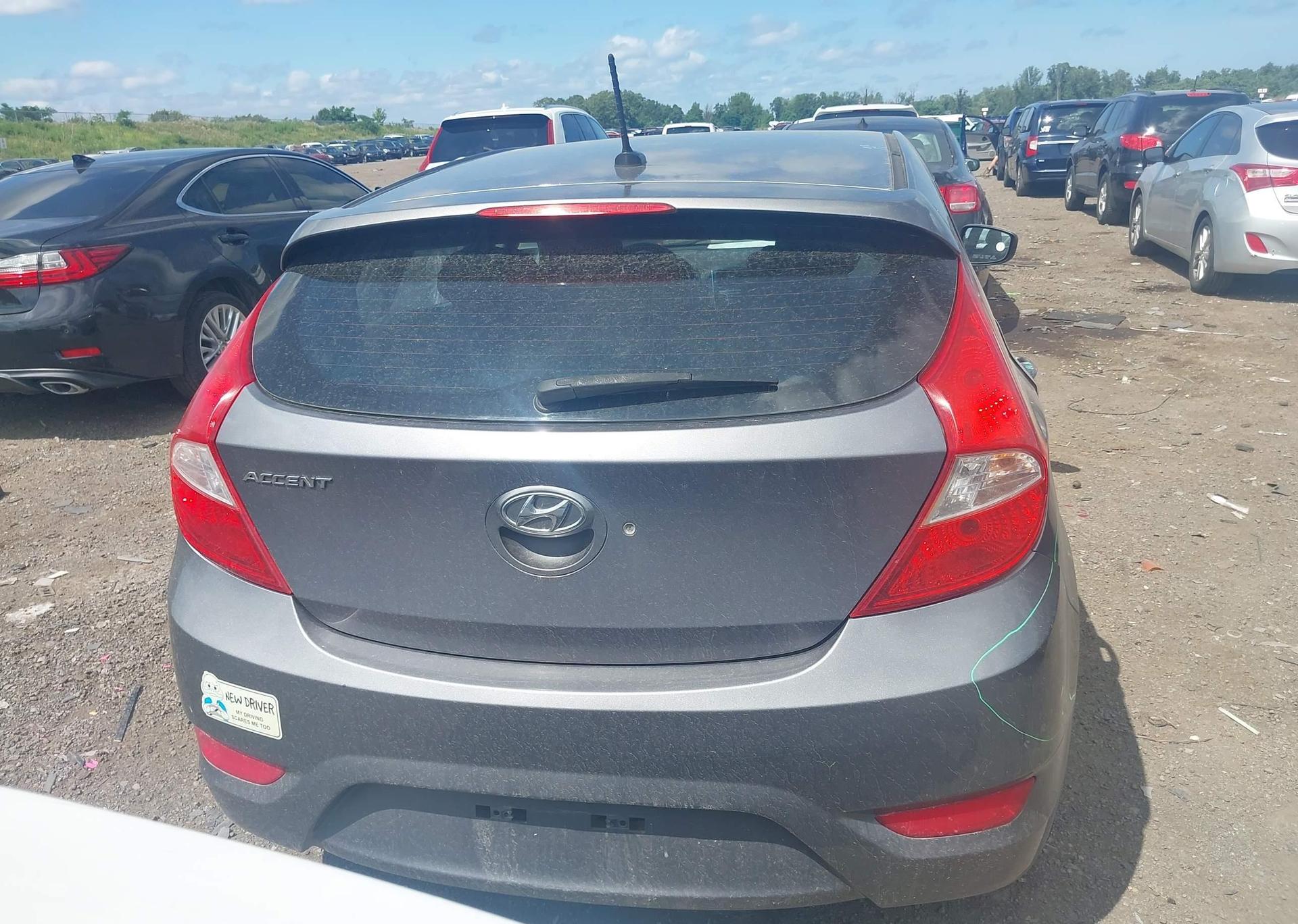 2015 HYUNDAI ACCENT SE