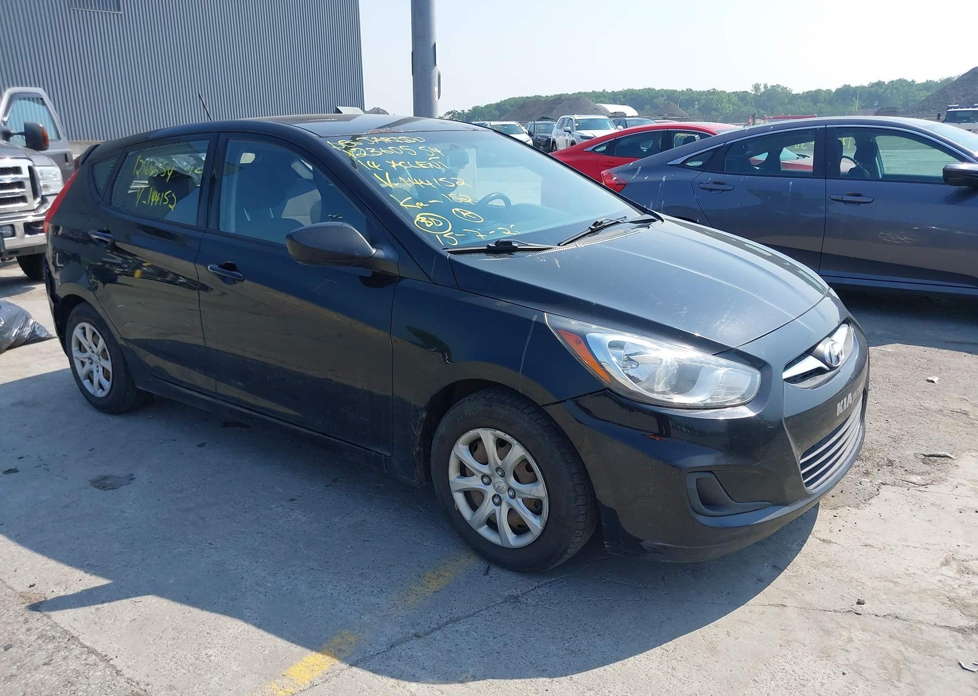 2014 HYUNDAI ACCENT GLS