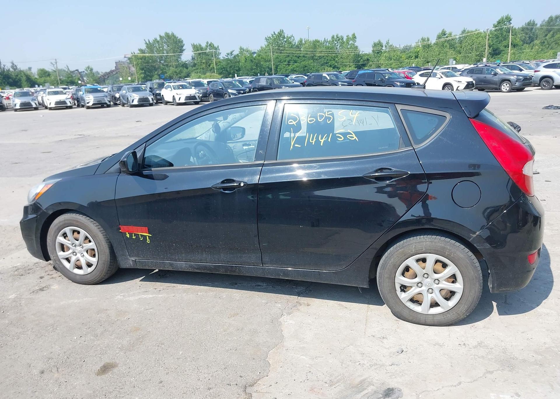 2014 HYUNDAI ACCENT GLS