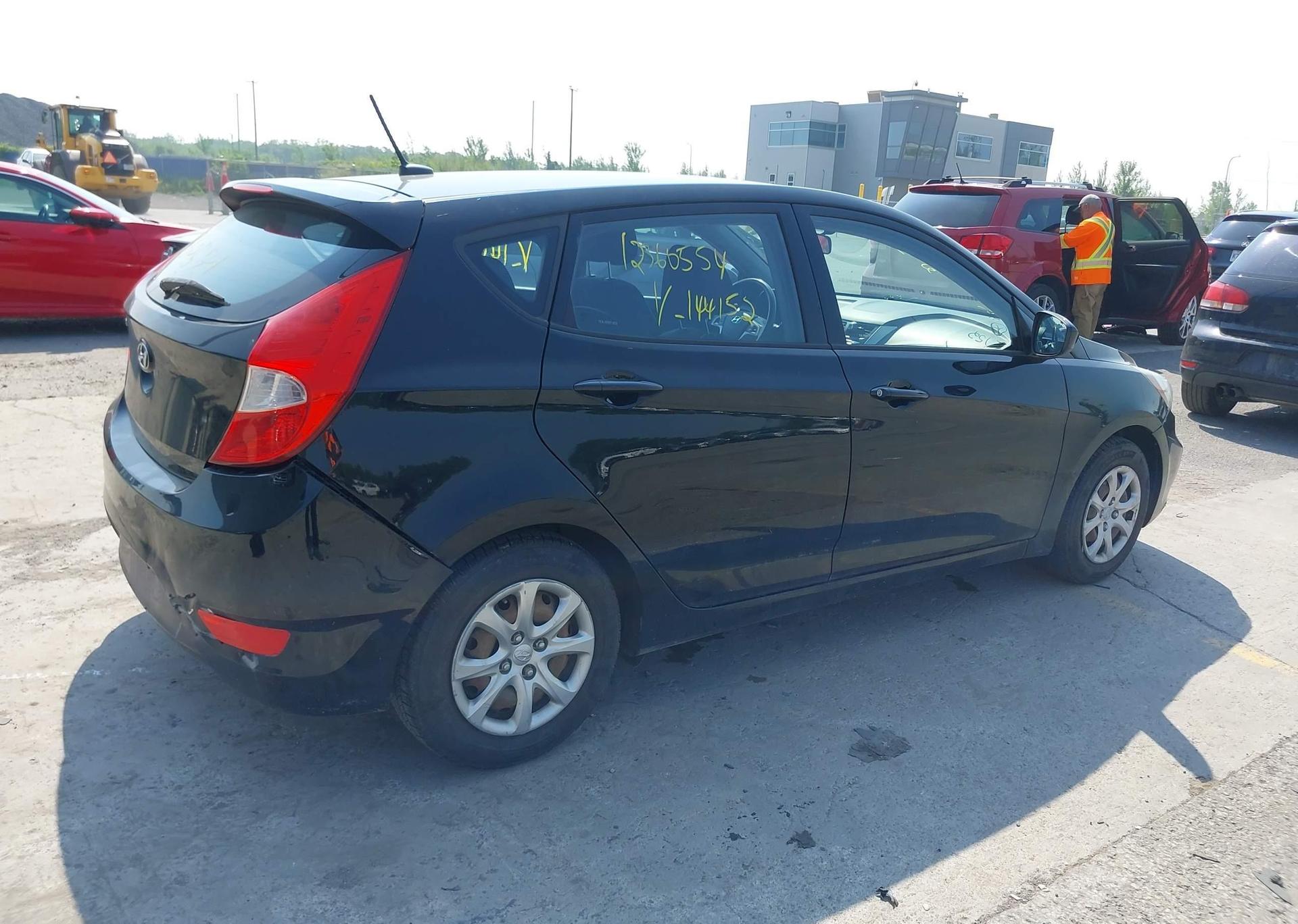 2014 HYUNDAI ACCENT GLS