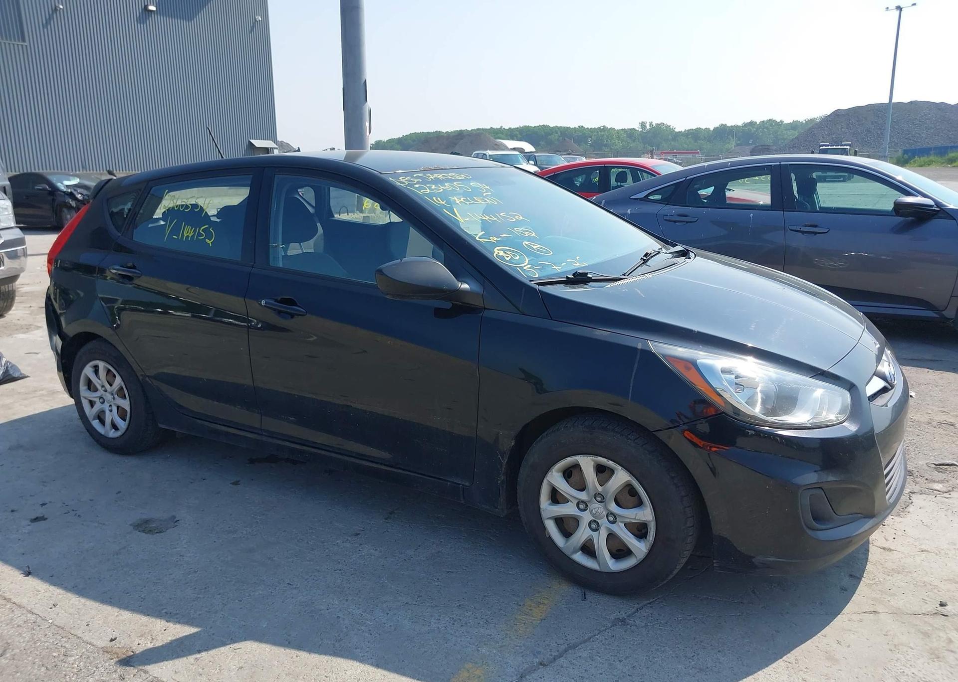 2014 HYUNDAI ACCENT GLS