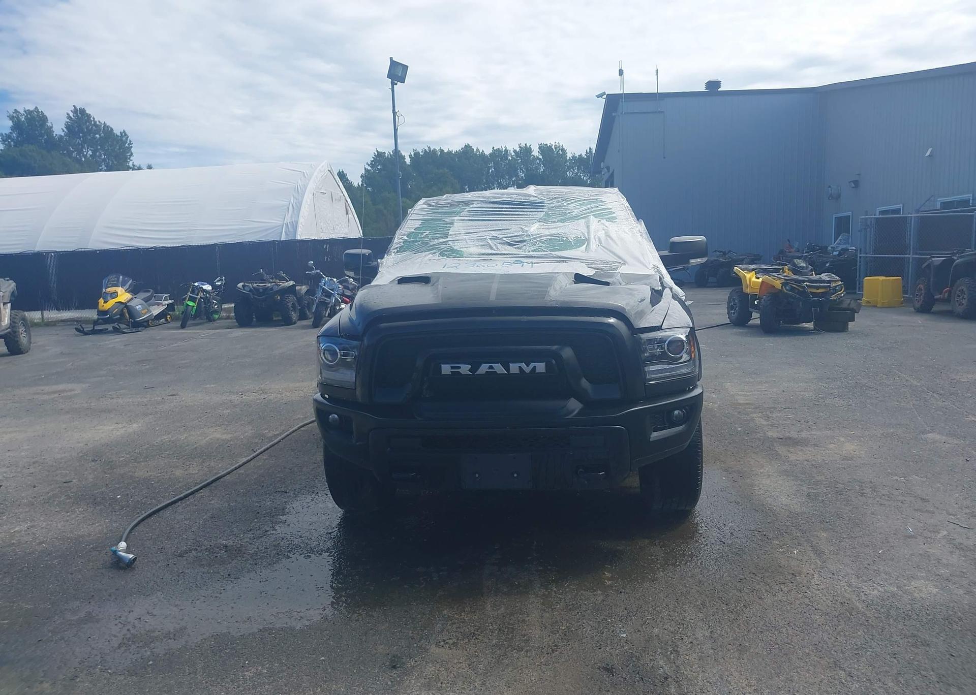 2024 RAM 1500 CLASSIC SLT