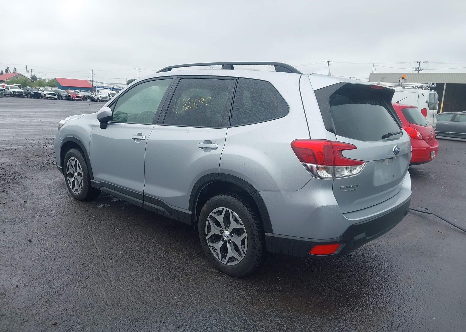 2019 SUBARU FORESTER
