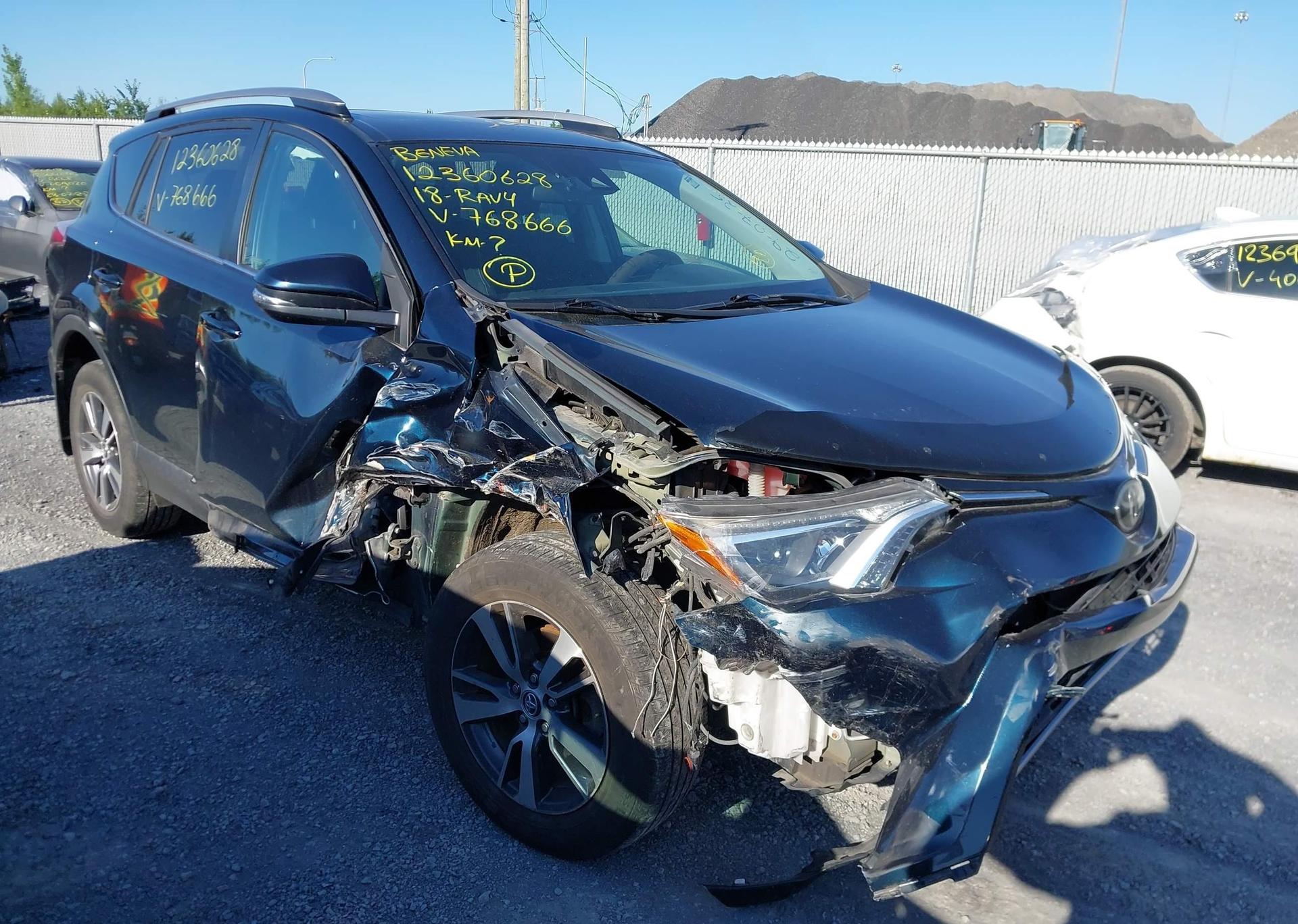 2018 TOYOTA RAV4 XLE