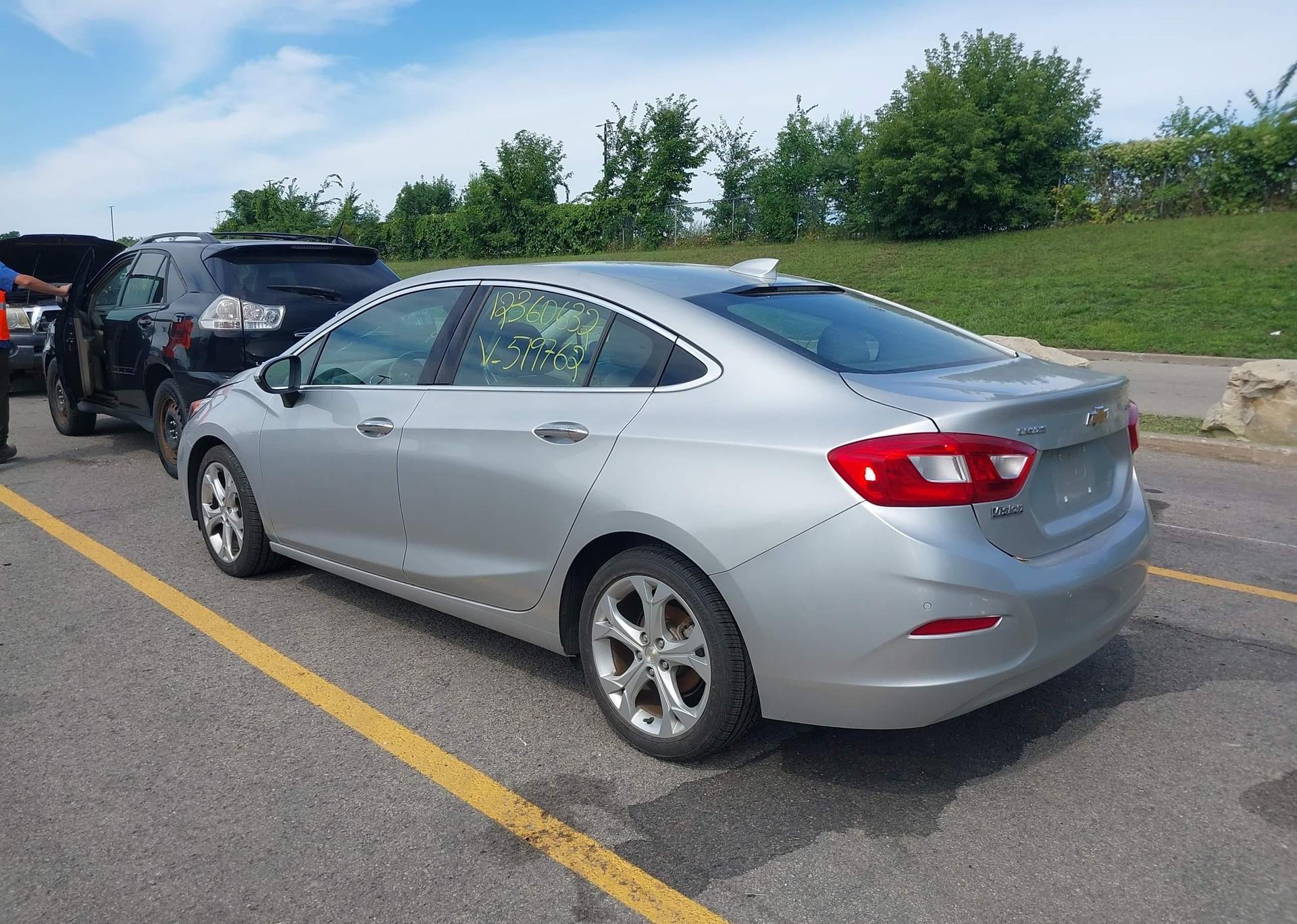 2017 CHEVROLET CRUZE