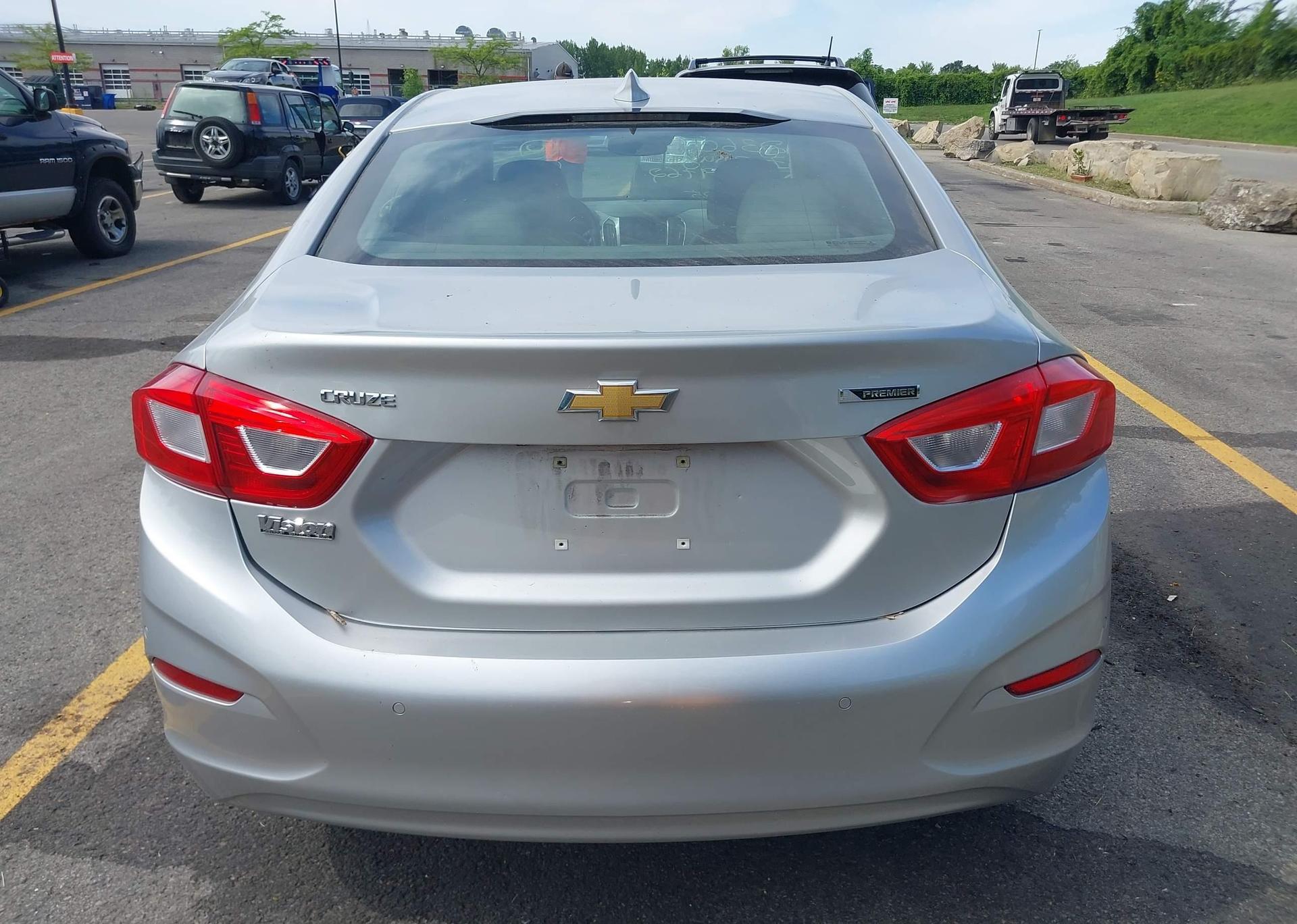 2017 CHEVROLET CRUZE