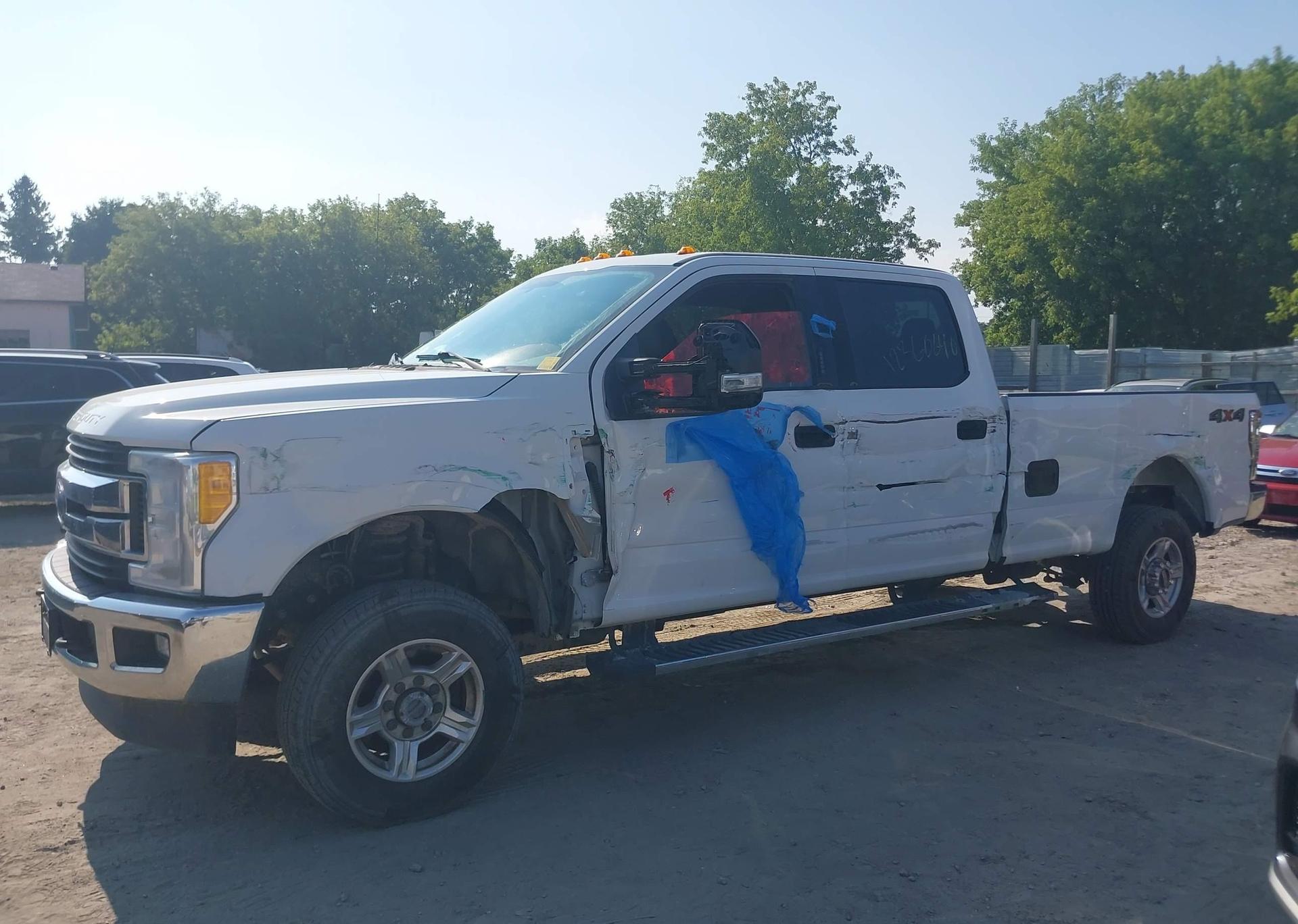 2017 FORD F-250 XLT