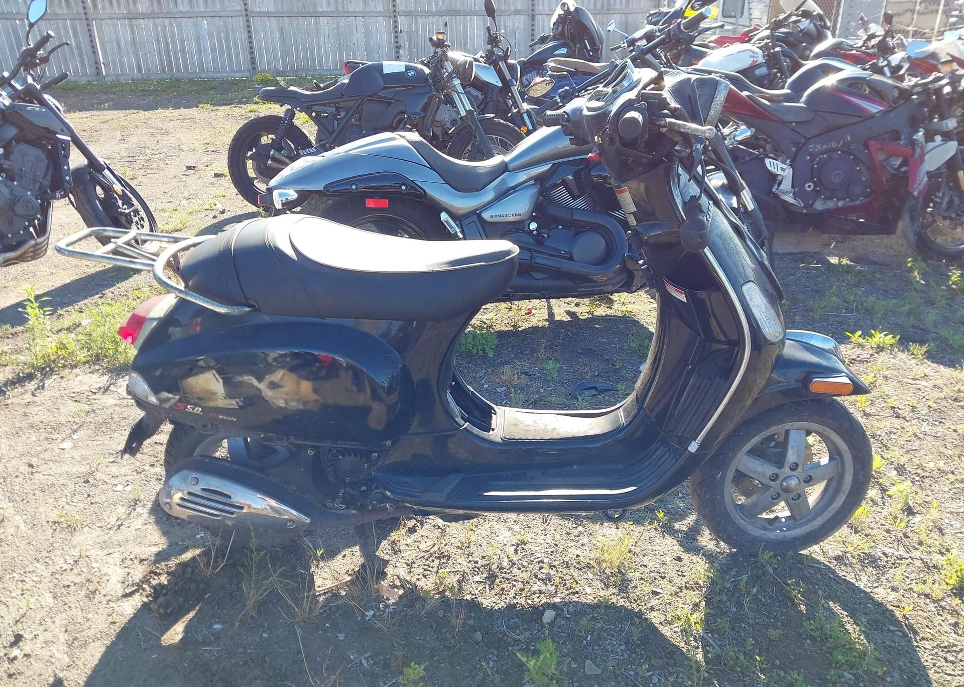 2010 VESPA LX 50