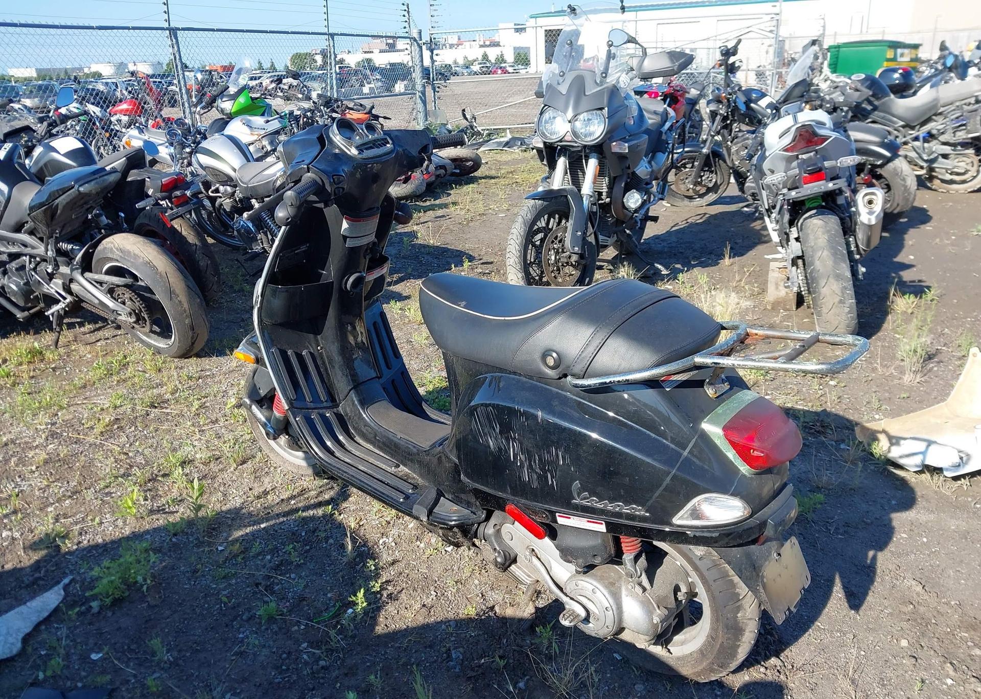 2010 VESPA LX 50
