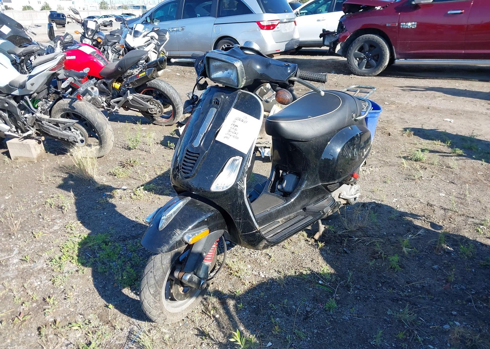 2010 VESPA LX 50