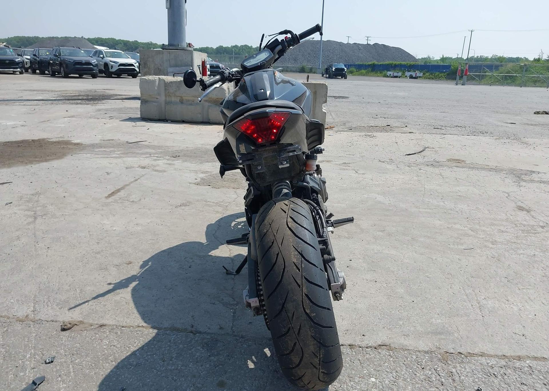 2016 YAMAHA fz07