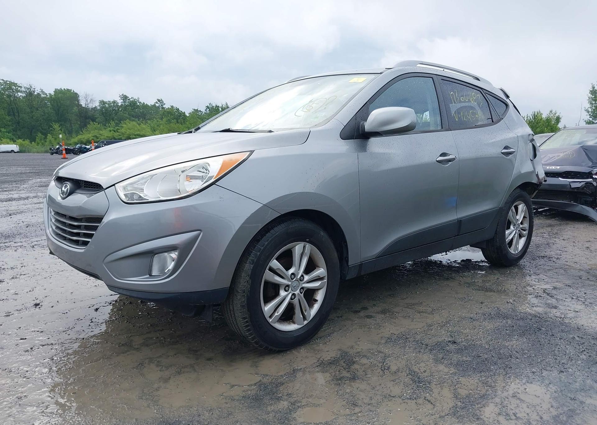 2011 HYUNDAI TUCSON GLS