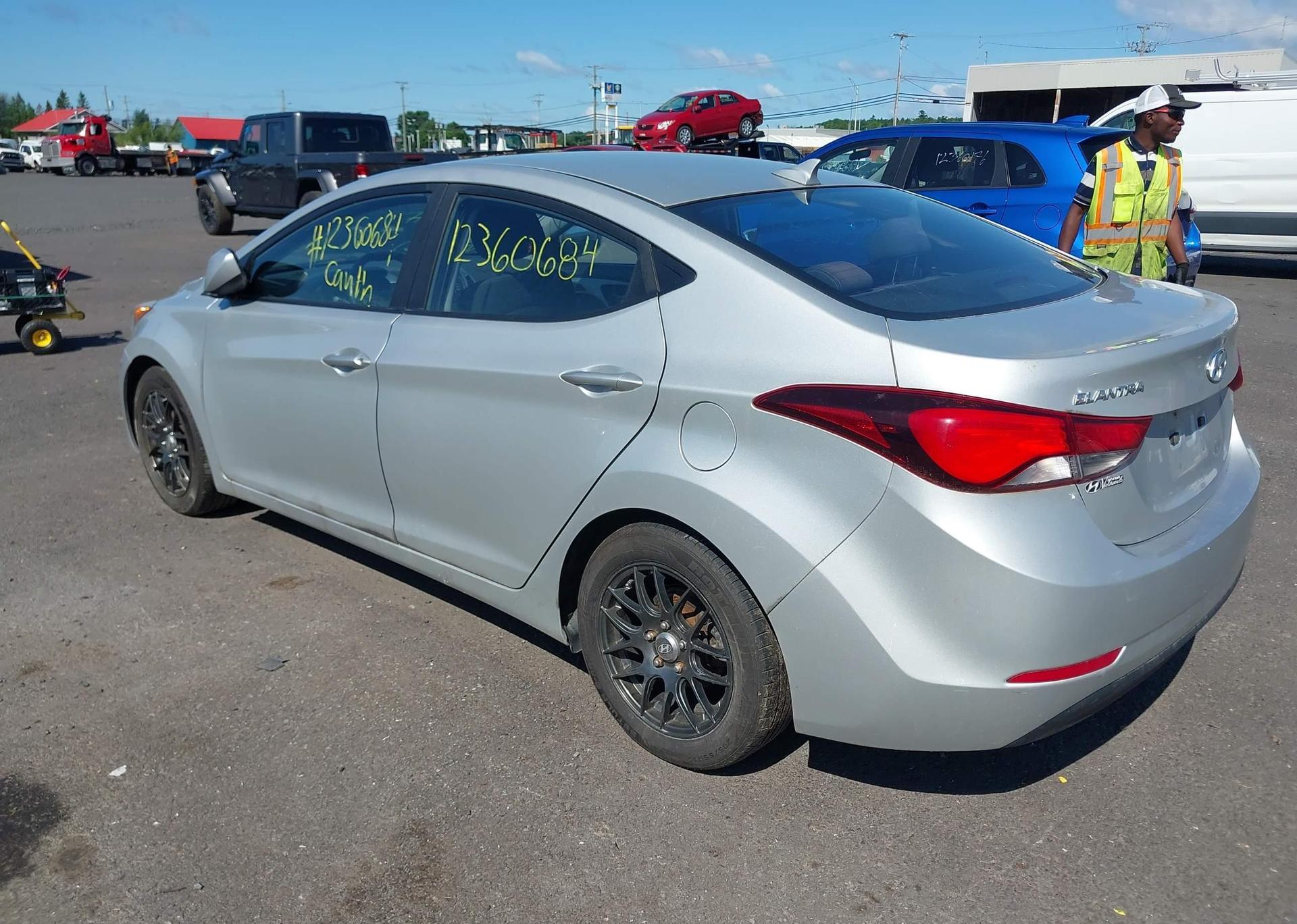 2015 HYUNDAI ELANTRA GL