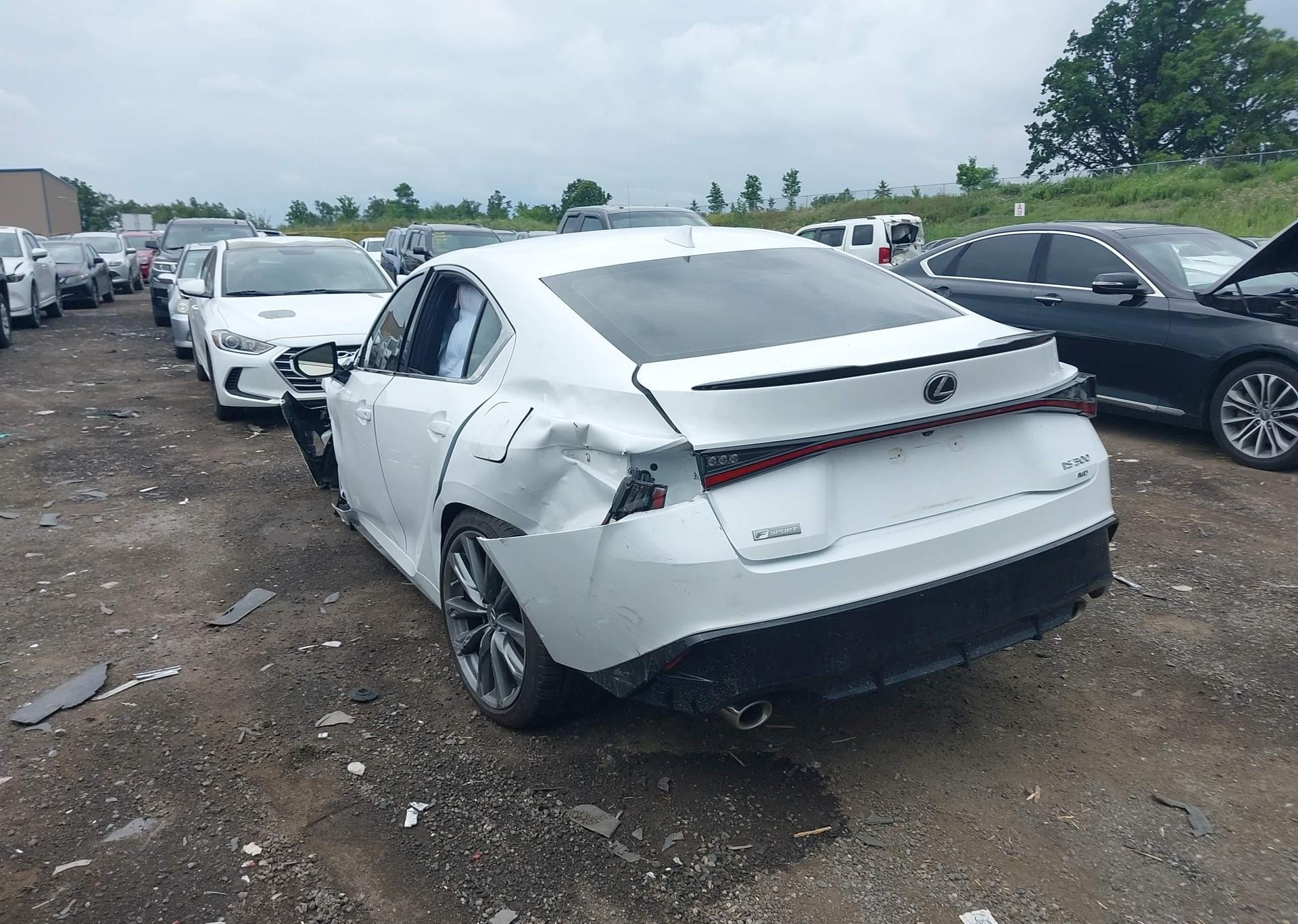 2021 LEXUS IS 300