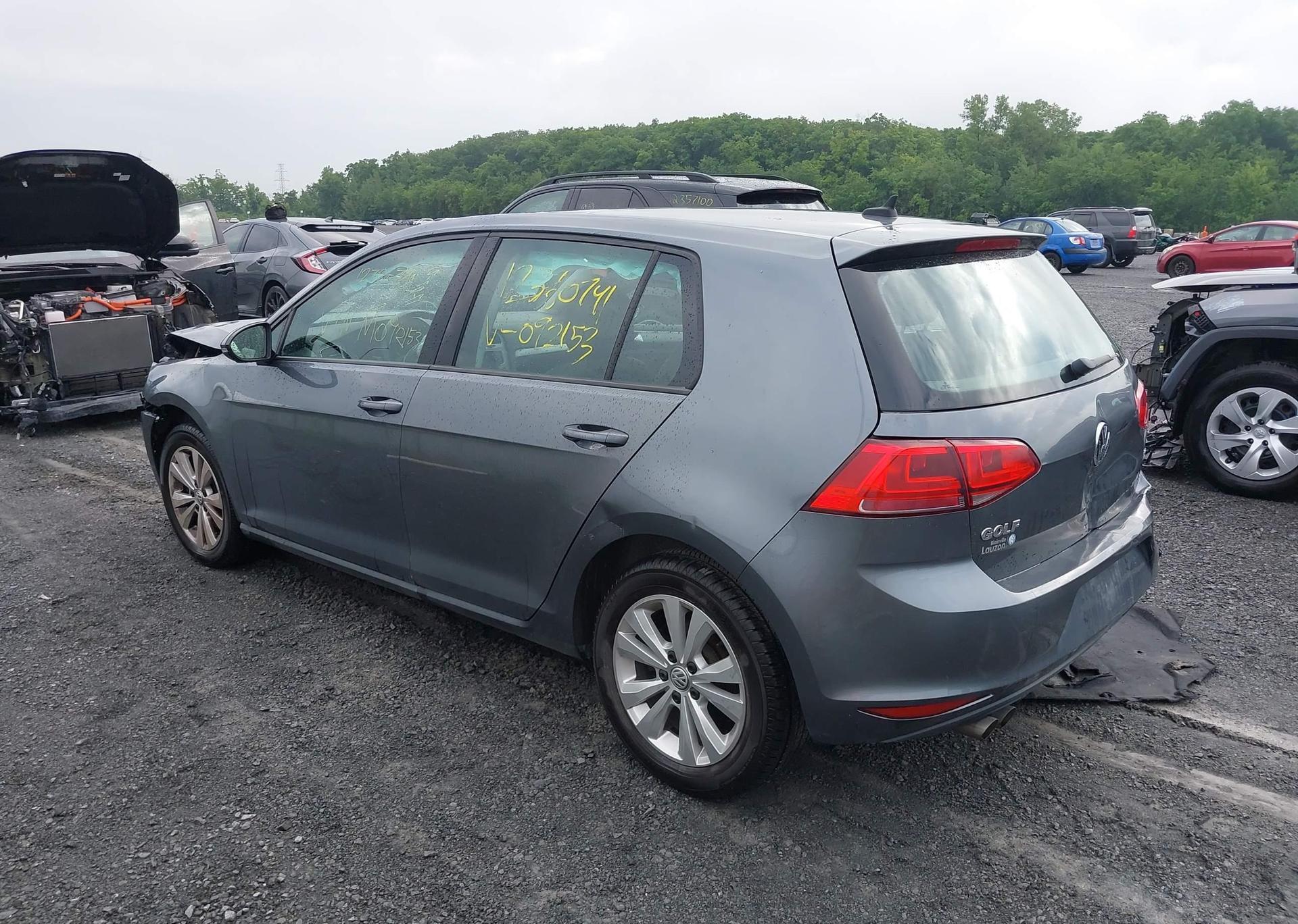 2015 VOLKSWAGEN GOLF