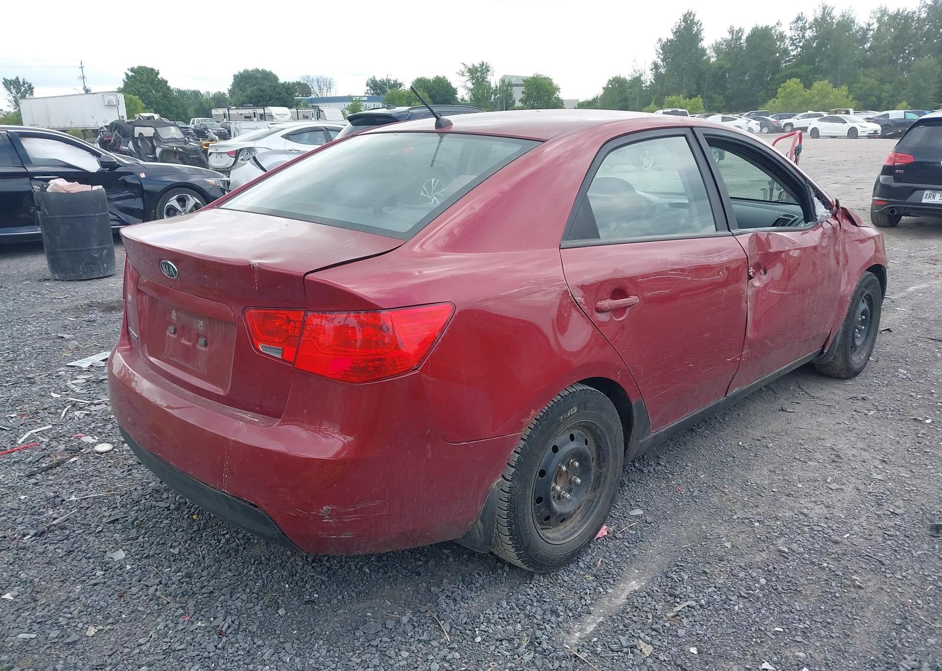 2010 KIA FORTE 2.0L LX