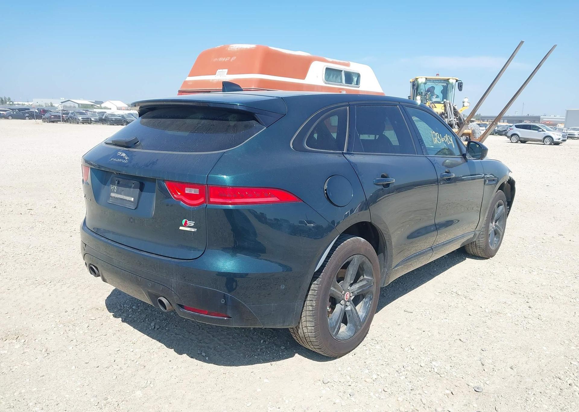 2017 JAGUAR F-PACE S