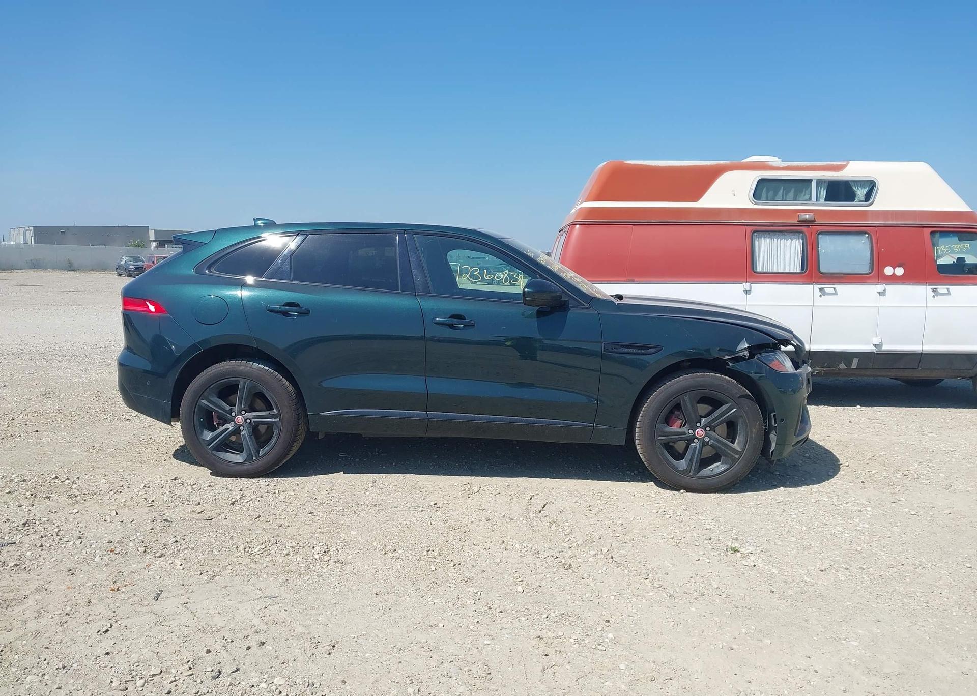2017 JAGUAR F-PACE S