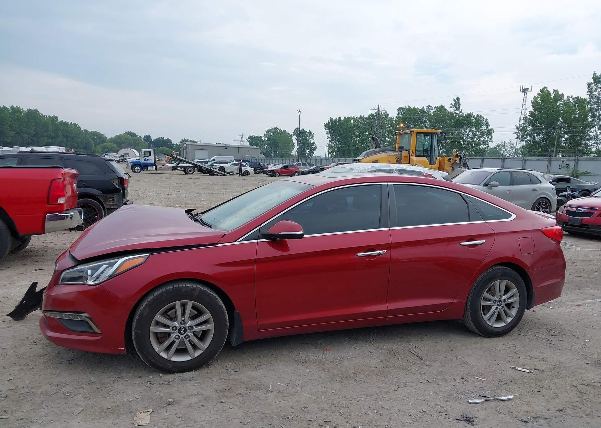 2016 HYUNDAI SONATA SE