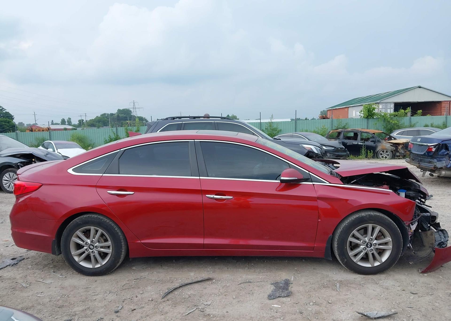 2016 HYUNDAI SONATA SE
