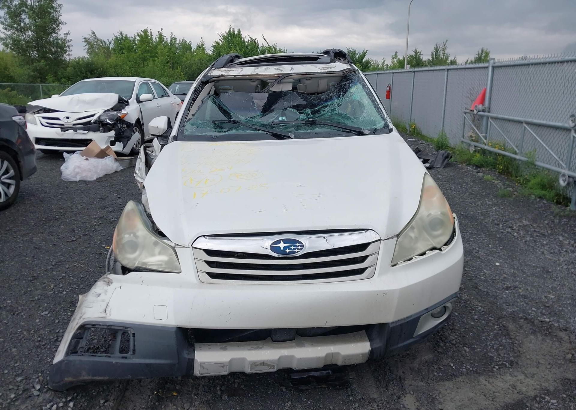 2011 SUBARU OUTBACK 2.5I PREMIUM