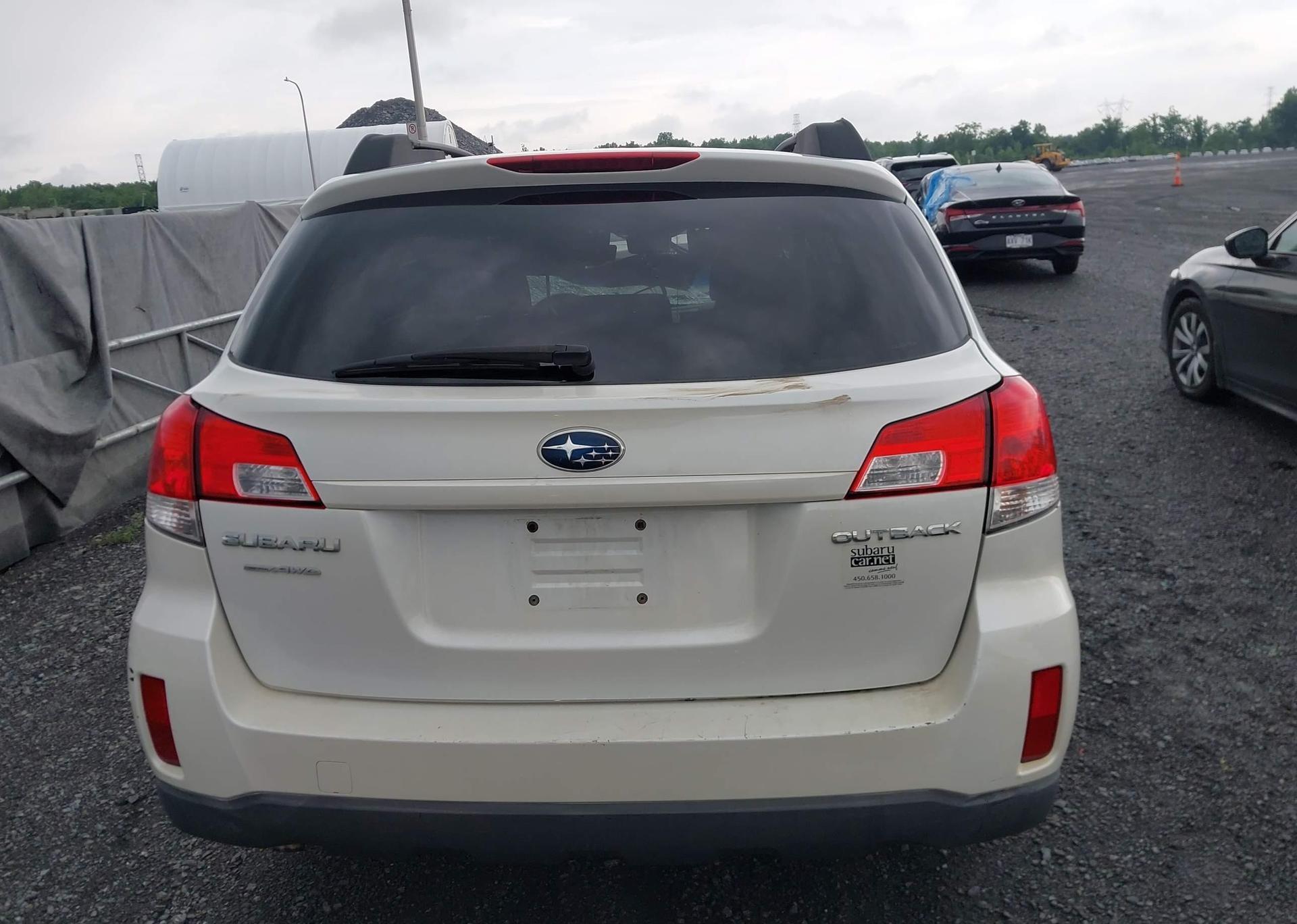 2011 SUBARU OUTBACK 2.5I PREMIUM