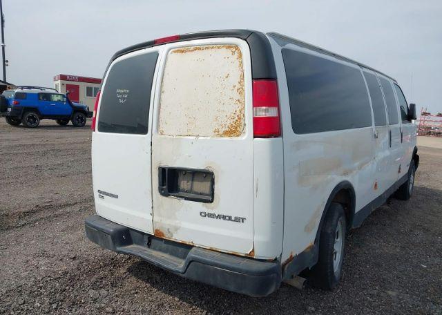 2004 CHEVROLET EXPRESS G2500