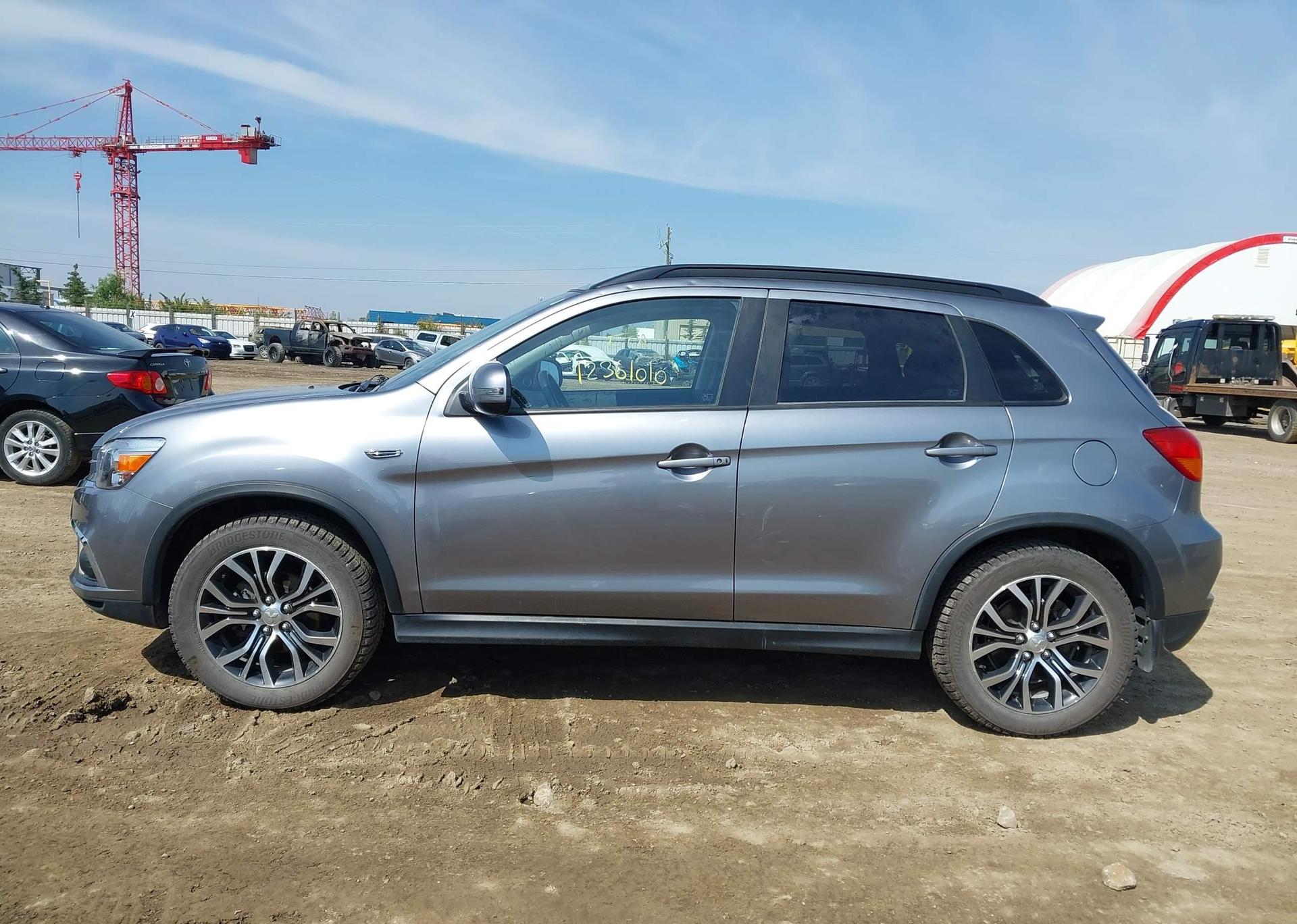 2018 MITSUBISHI RVR GT